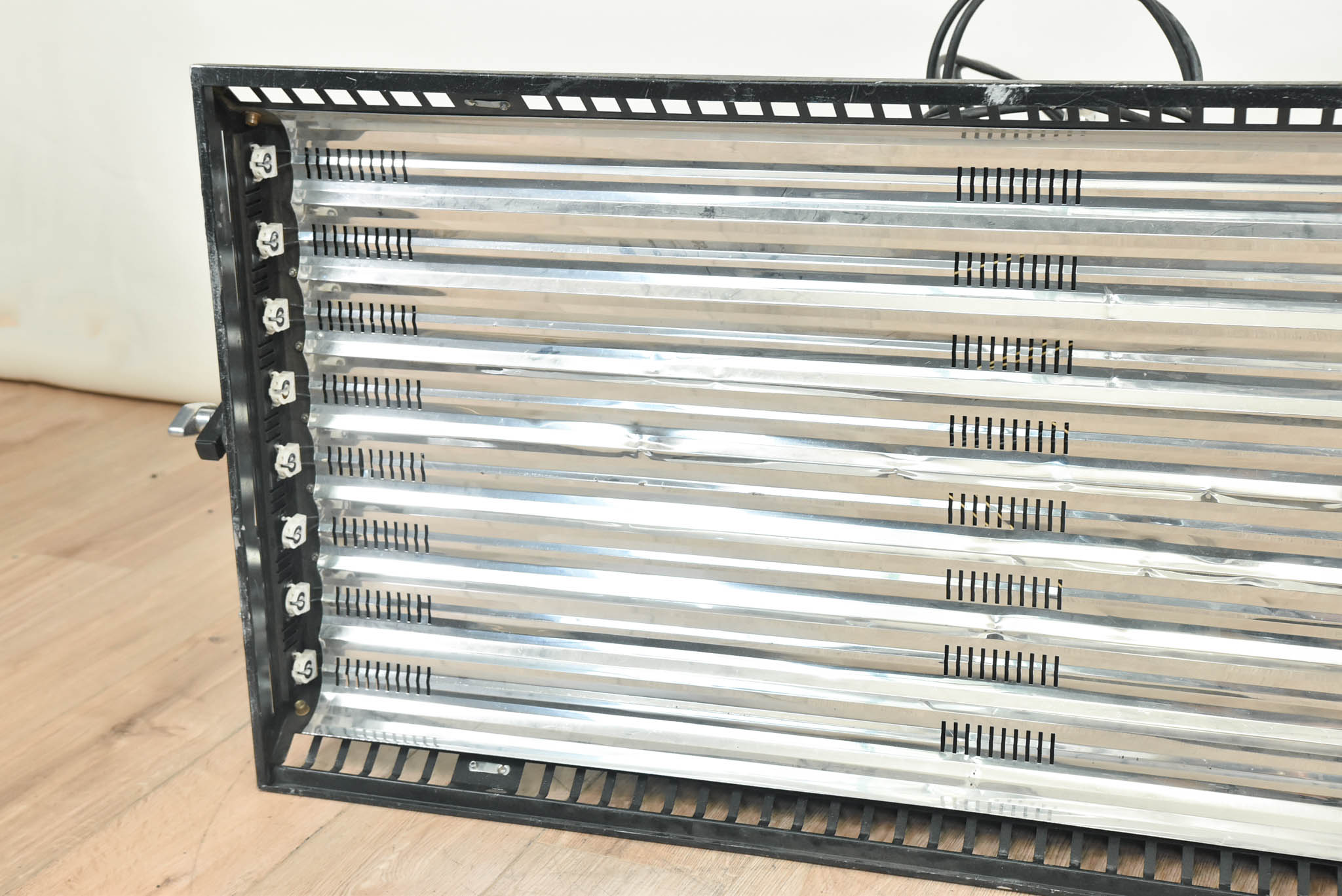 Kino Flo Image 80 DMX Light Fixture (No Lamps)