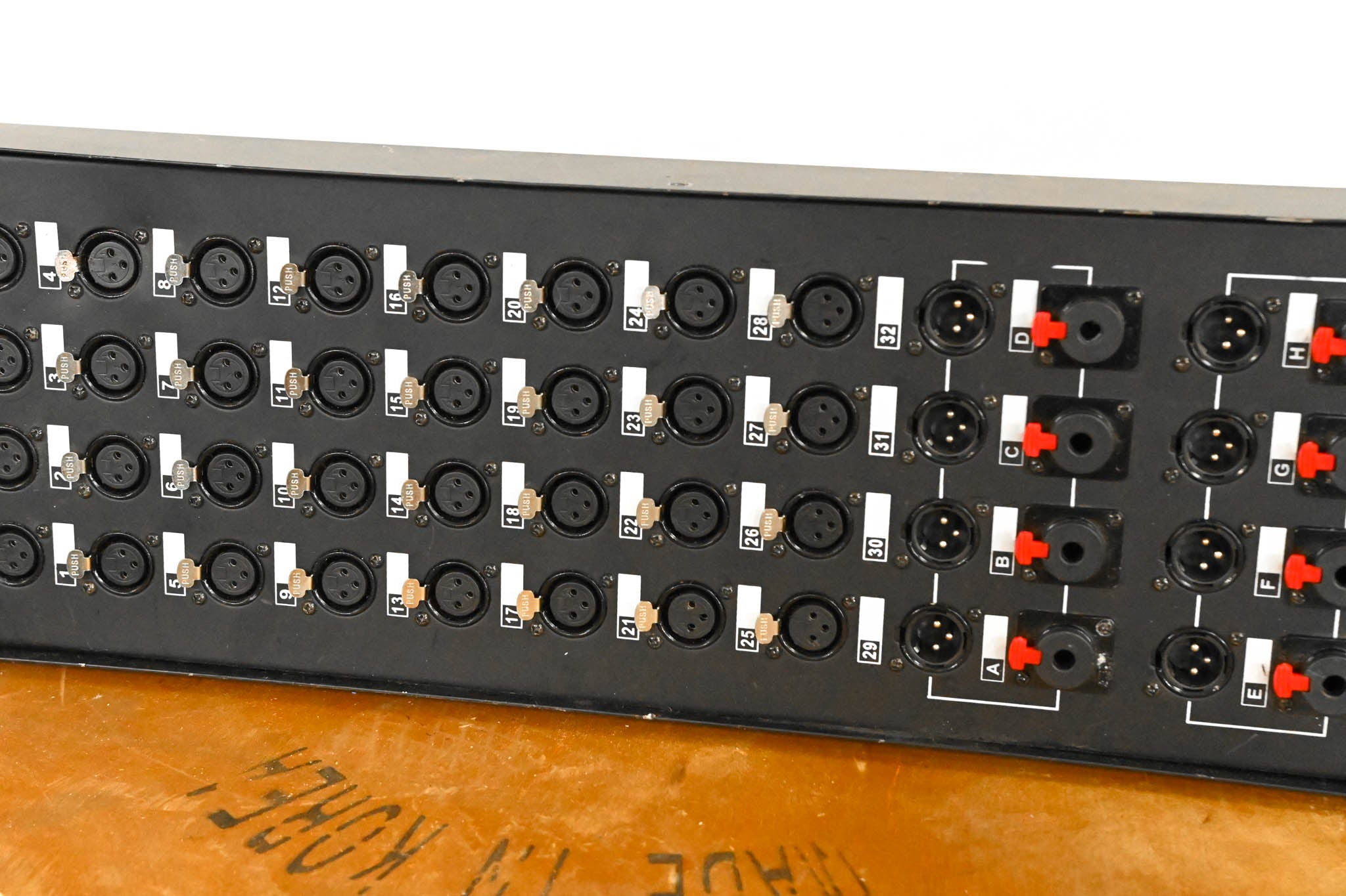 Seismic Audio SALS-32x8x150 32-Channel Snake with 8 Returns - 150 ft