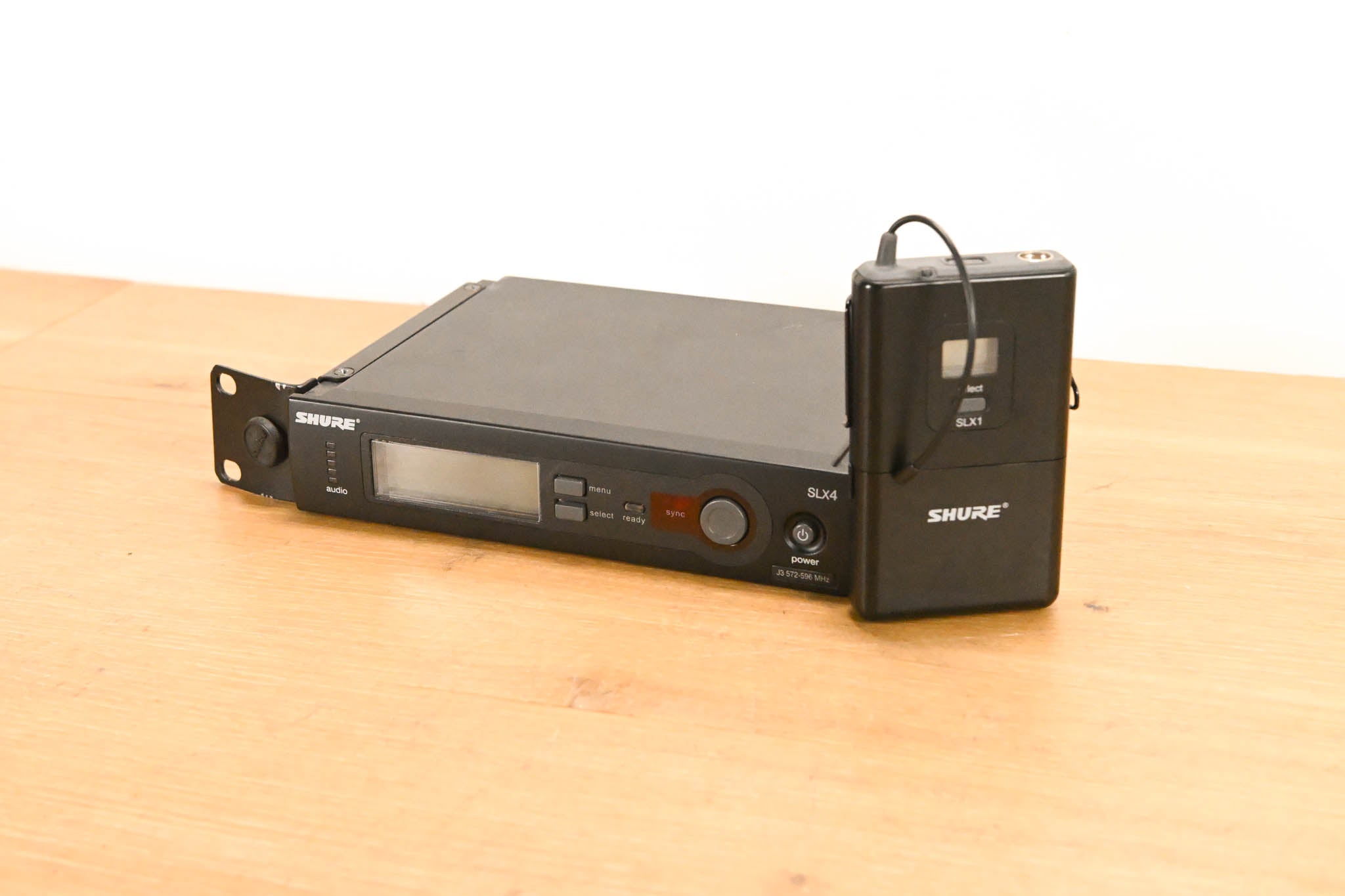 Shure SLX14 Bodypack Wireless System - J3 Band (NO POWER SUPPLY)