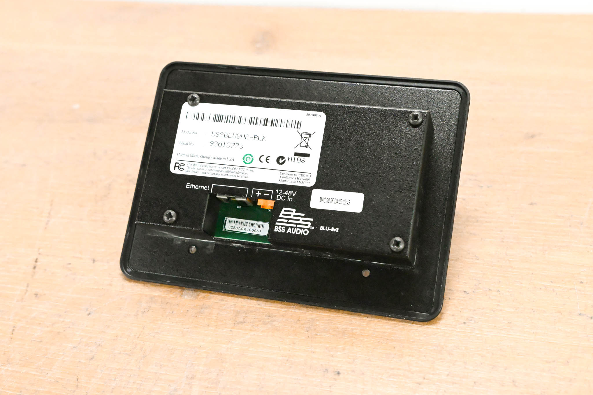 BSS BLU-8v2BLK Programmable Zone Controller