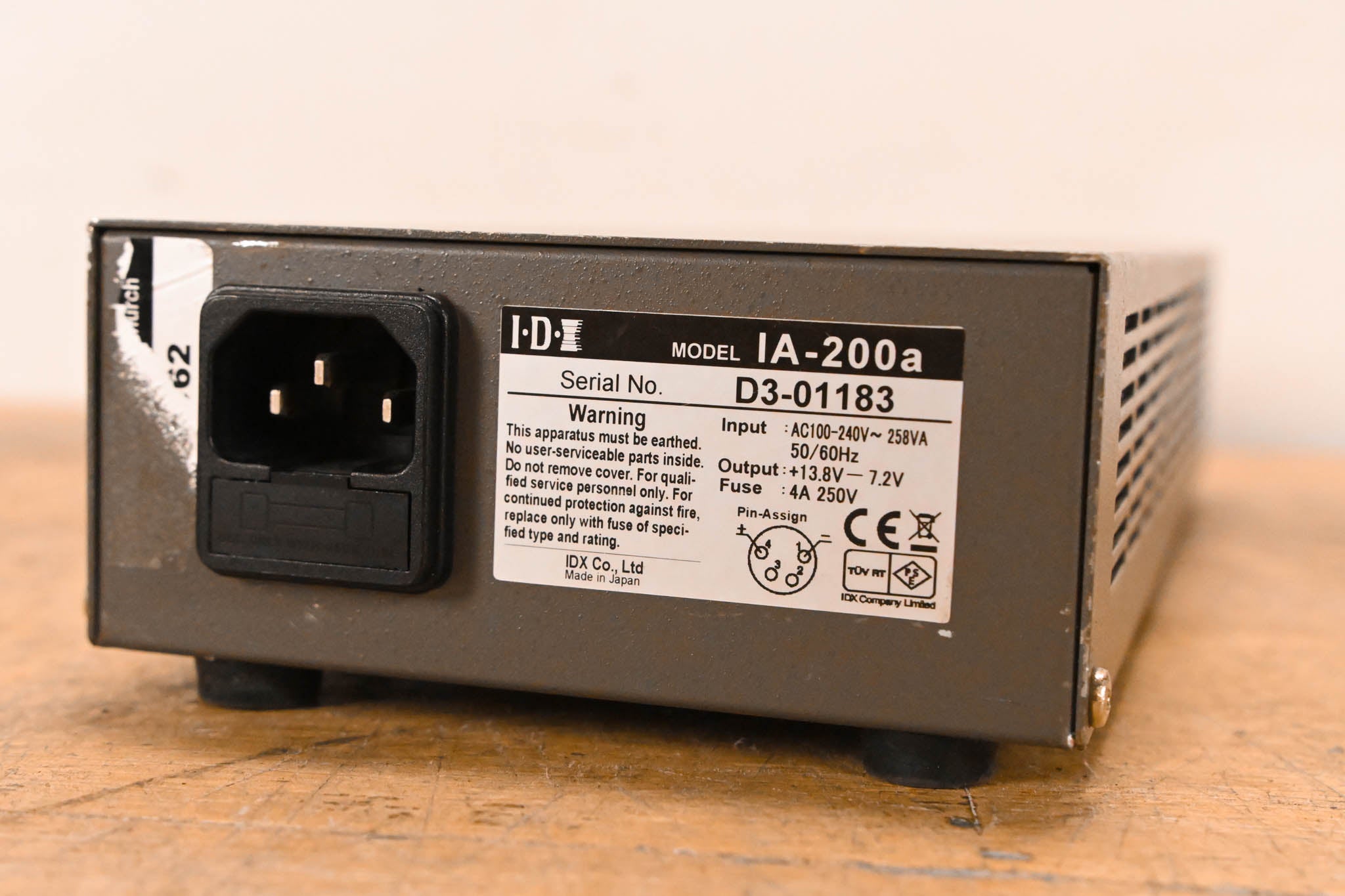 IDX System Technology IA-200a Dual-Channel Camera Power Supply