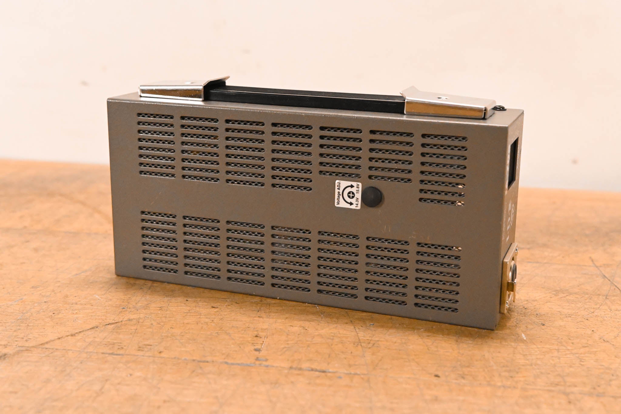 IDX System Technology IA-70a Single-Channel DC Power Supply