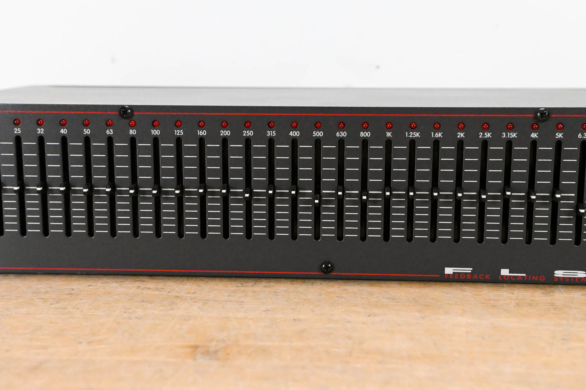 Peavey QF 131 31-Band Graphic Equalizer