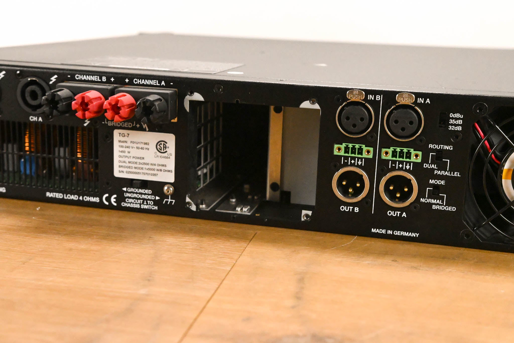 Electro-Voice (EV) TG-7 Tour-Grade Stereo Power Amplifier