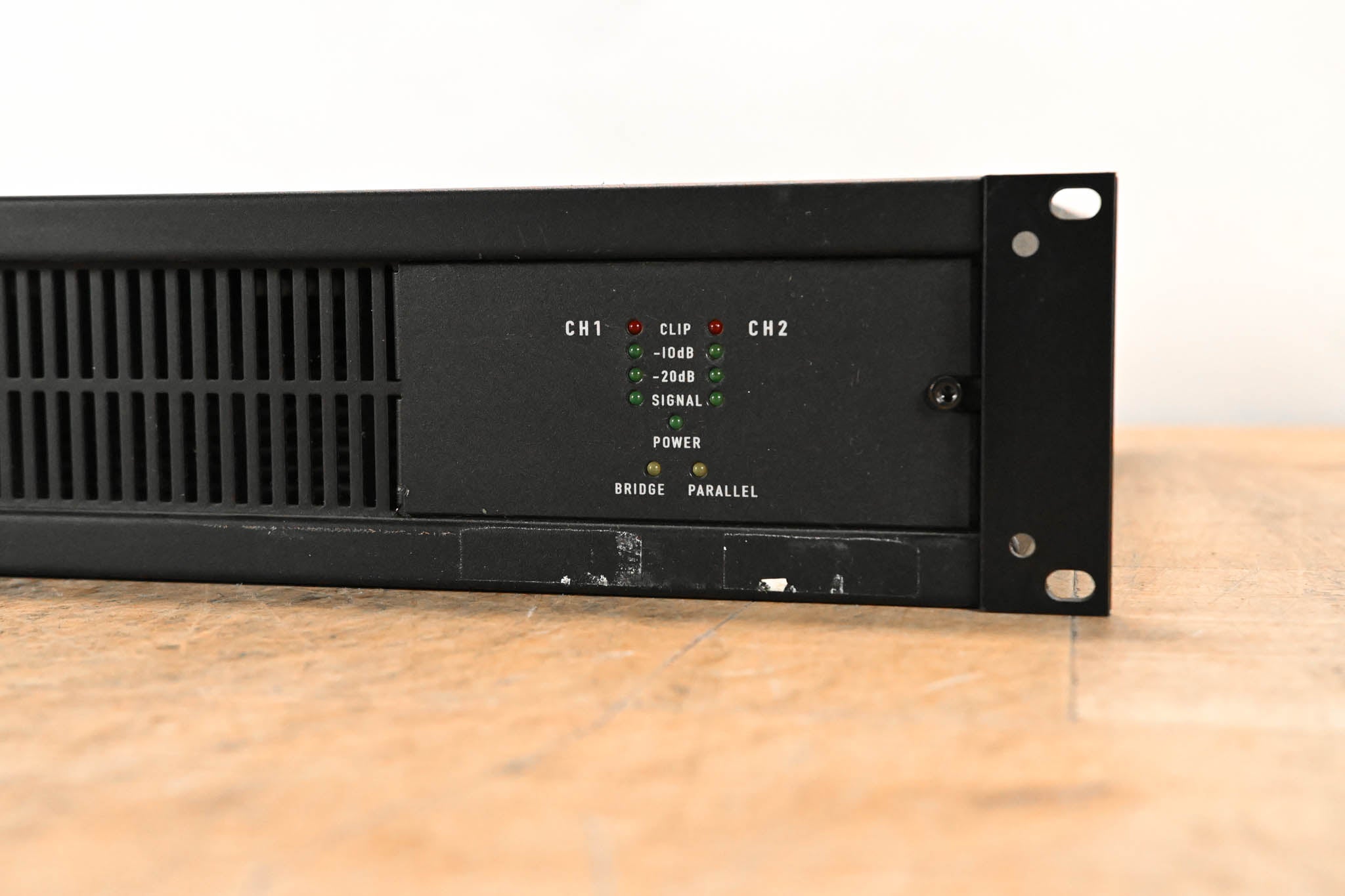 QSC CX702 2-Channel 700W Power Amplifier