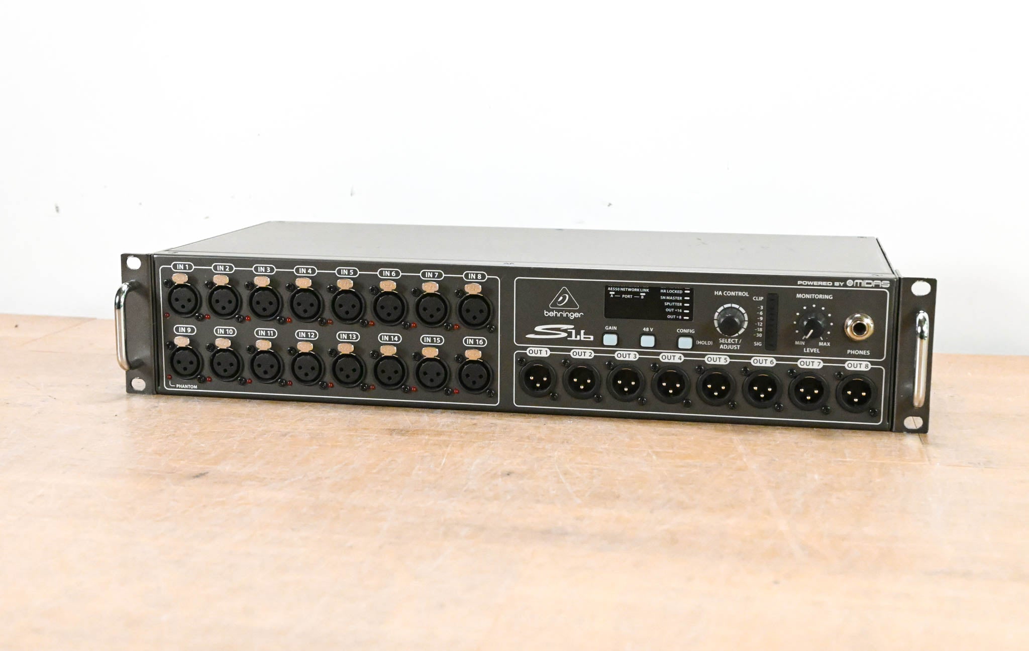 Behringer S16 16 x 8 Digital Stage Box
