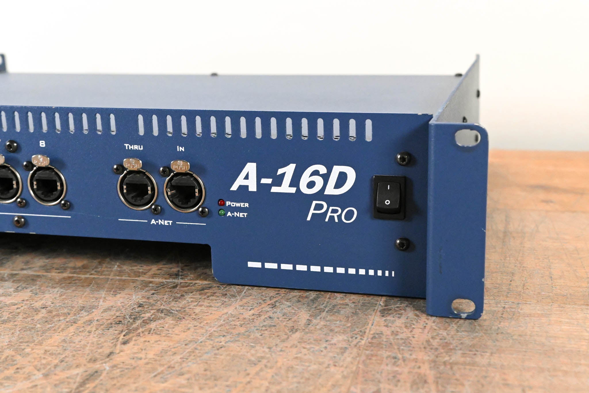 Aviom A-16D Pro A-Net Distributor