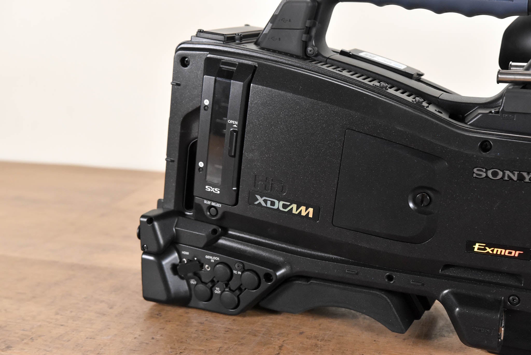 Sony PXW-X320 XDCAM Solid State Memory Camcorder