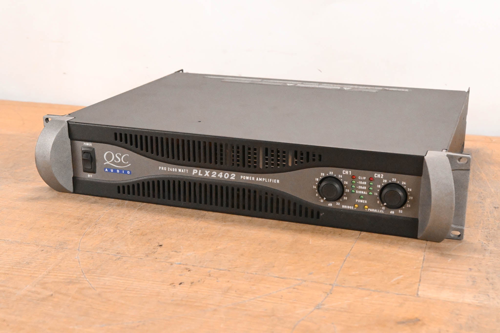 QSC PLX2402 2-Channel Power Amplifier
