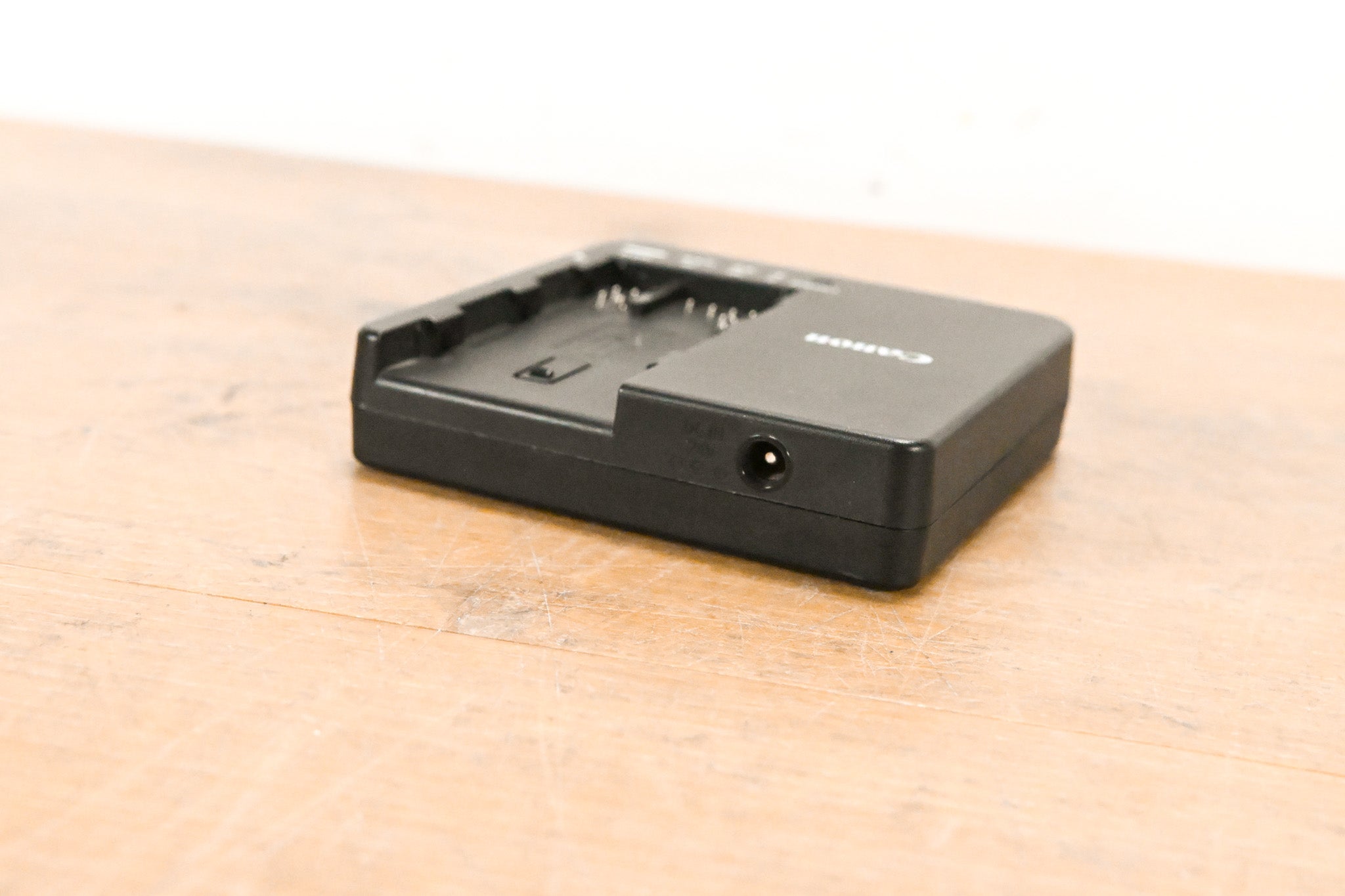 Canon CG-A20 Battery Charger (NO POWER SUPPLY)