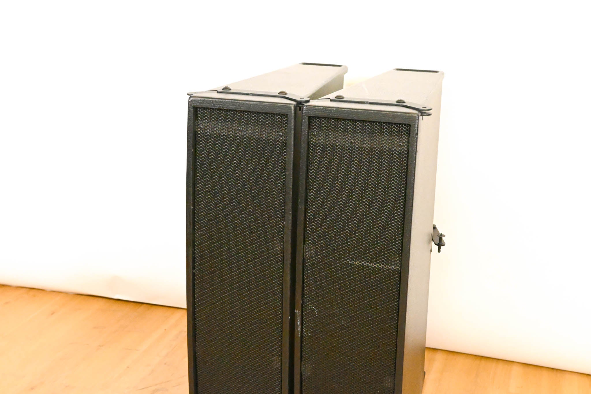 SLS CPA7600 Compact 3-Way Line Array Speaker (PAIR)