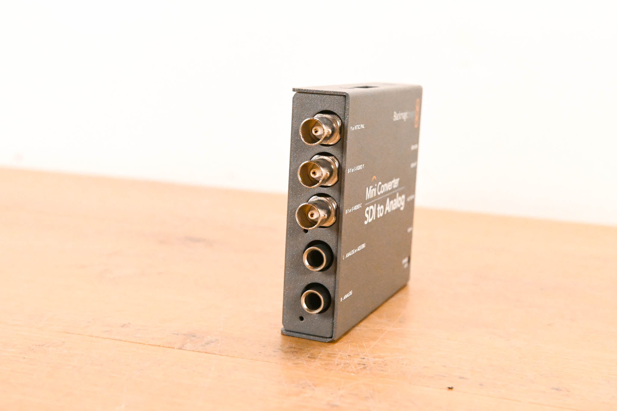 Blackmagic Design Mini Converter SDI to Analog (NO POWER SUPPLY)