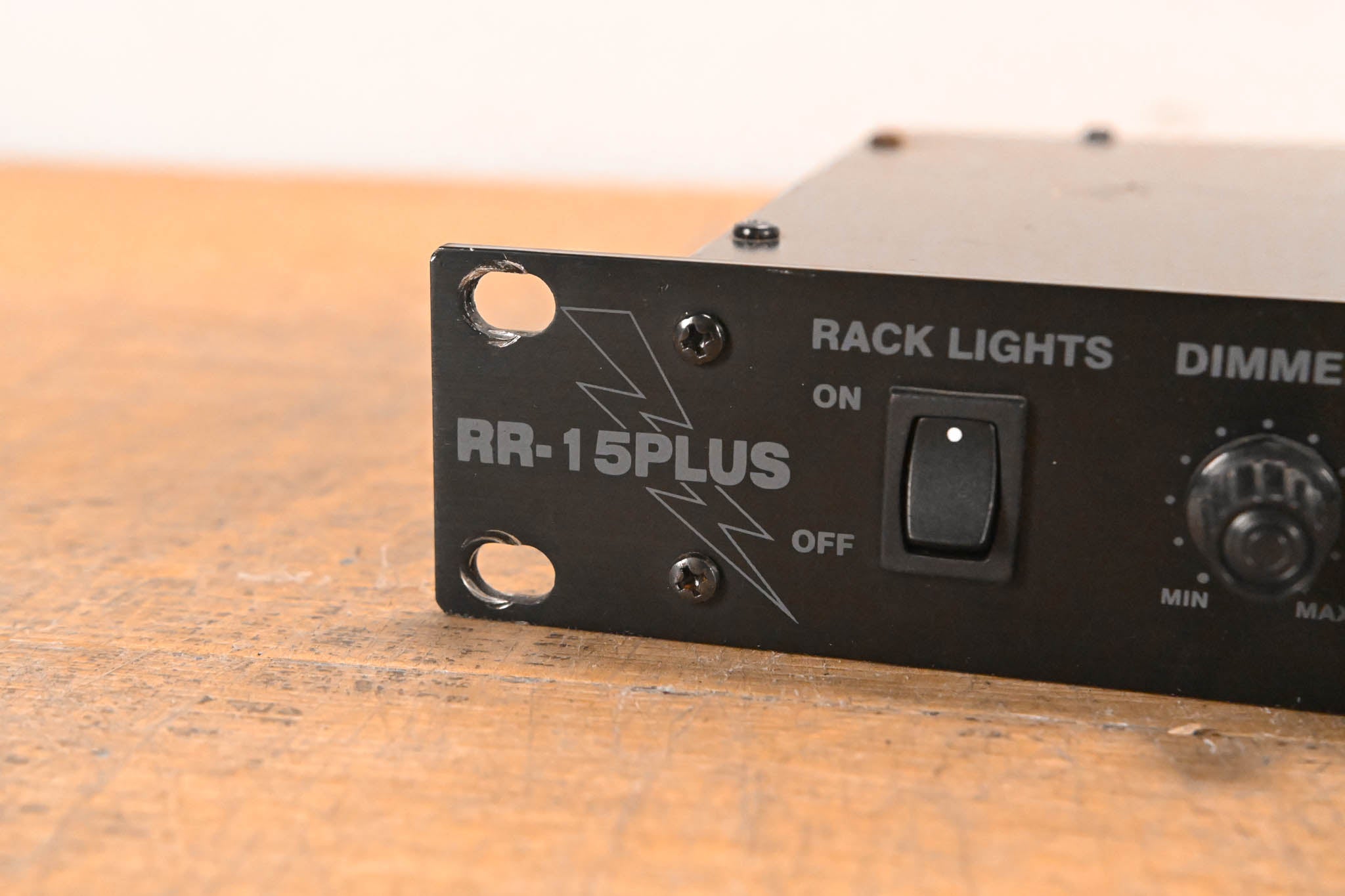 Furman RackRider RR-15PLUS 1RU Power Conditioner w/ Lights + V-Meter