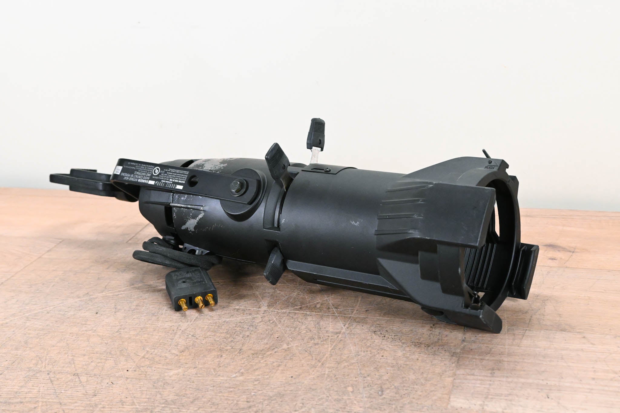 ETC Source Four Jr 26 Degree 575 Ellipsoidal Light