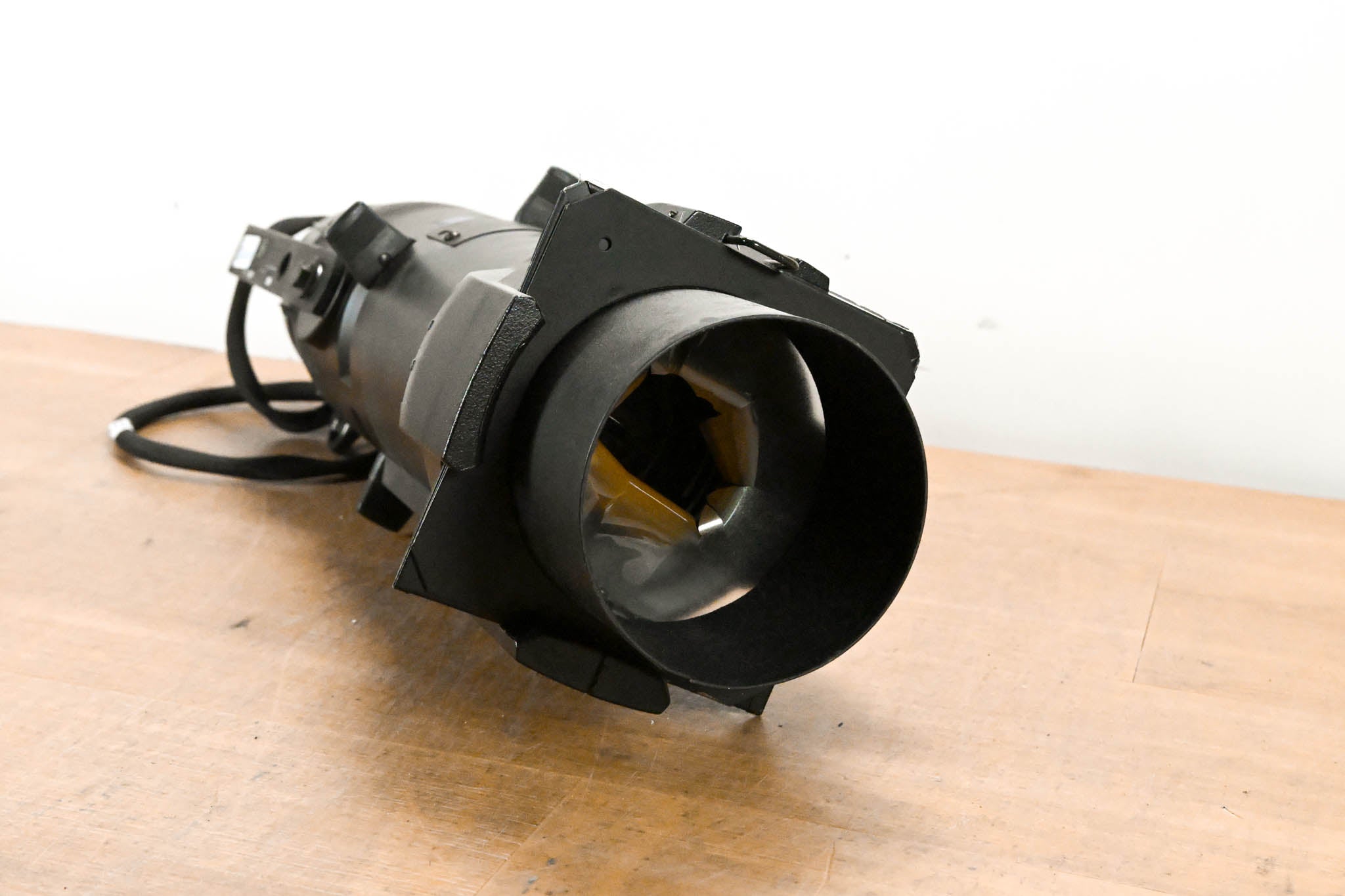 ETC Source Four Jr 26 Degree 575 Ellipsoidal Light