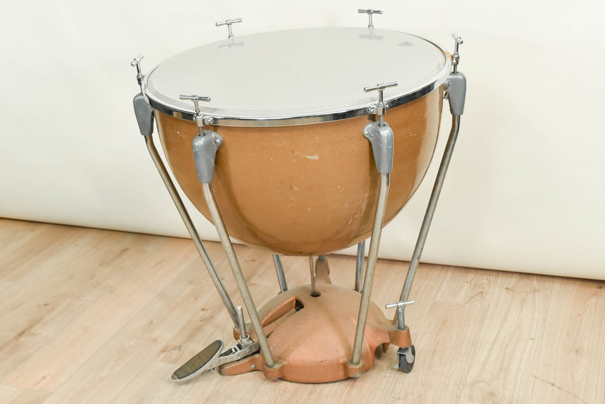 Slingerland 31-inch Timpani