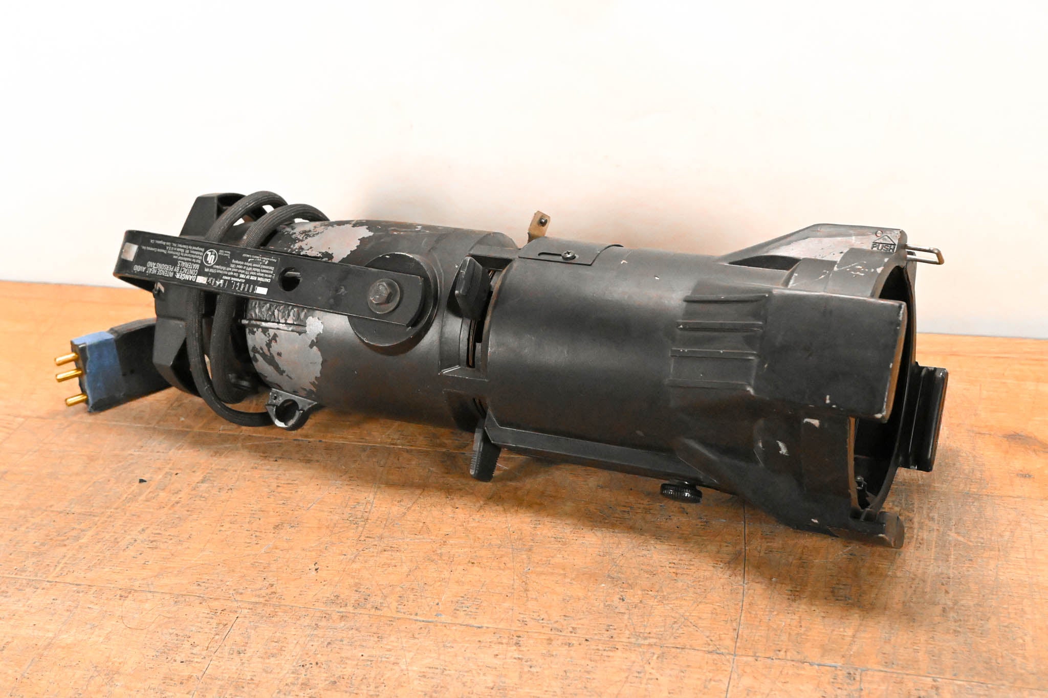 ETC Source Four Jr 26 Degree 575 Ellipsoidal Light