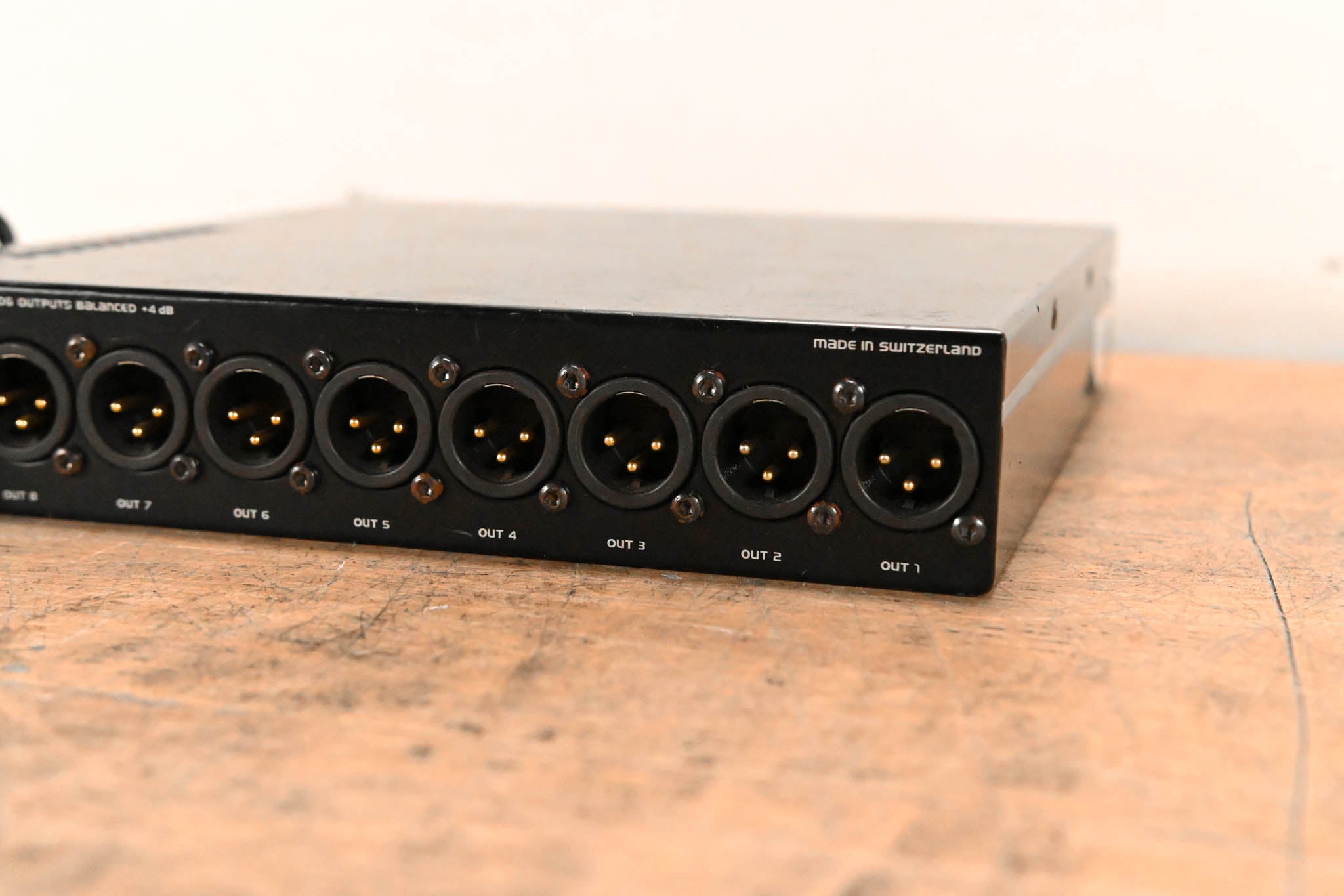 Swissonic DA24 MK2 8-Channel 24-Bit Digital/Analog Converter