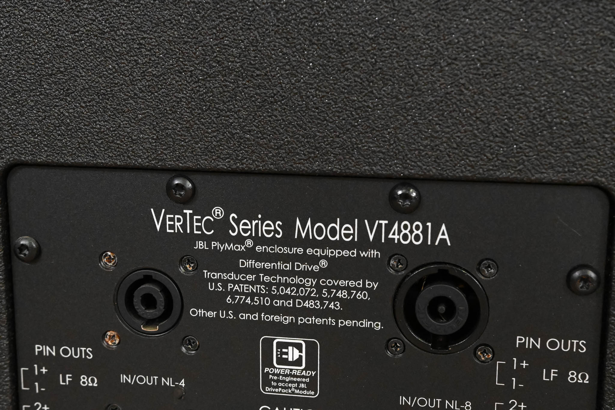 JBL VT4881A Compact Arrayable 18" Subwoofer