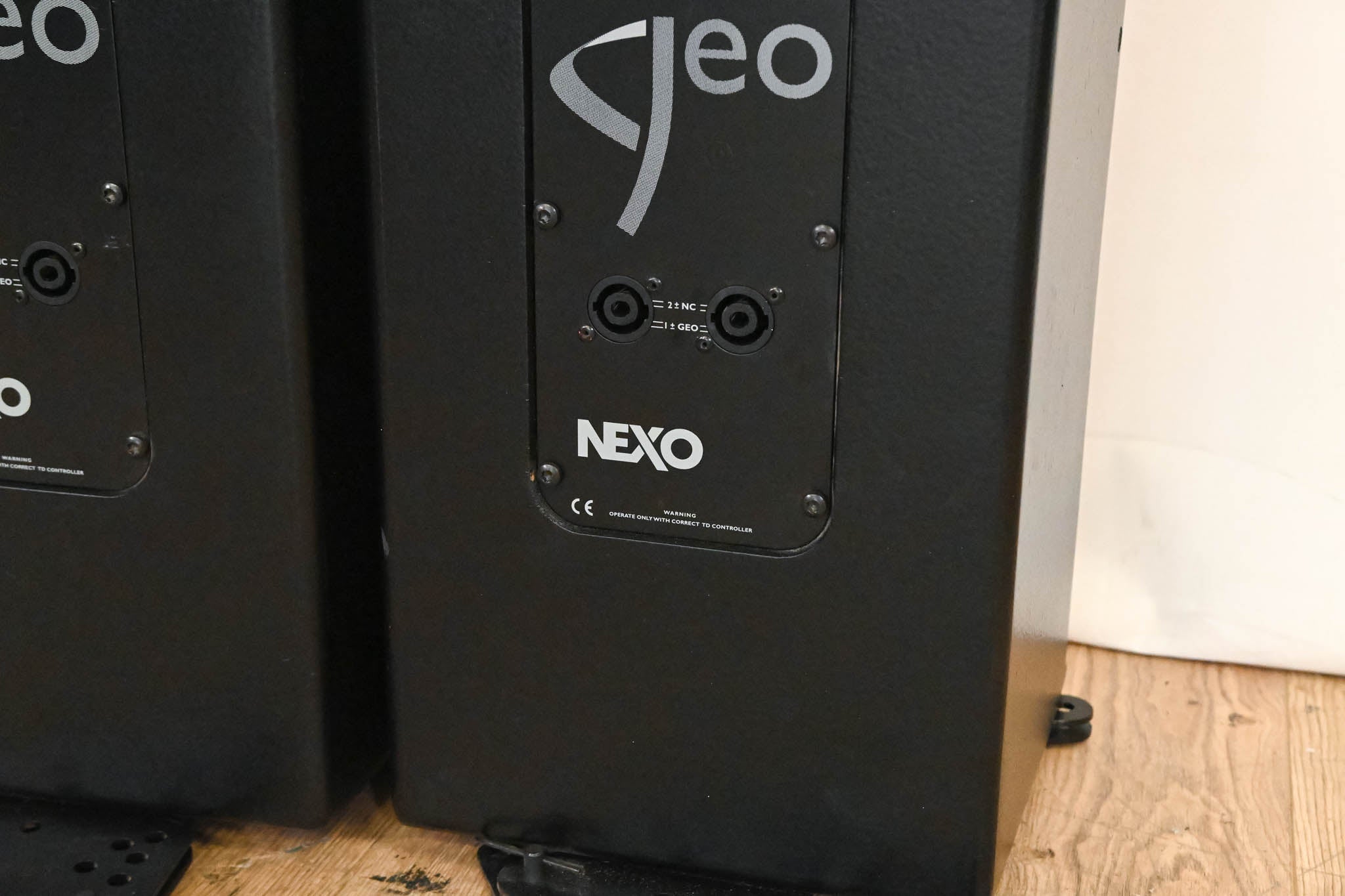 NEXO GEO S805 Compact High-Output Array Module (PAIR)