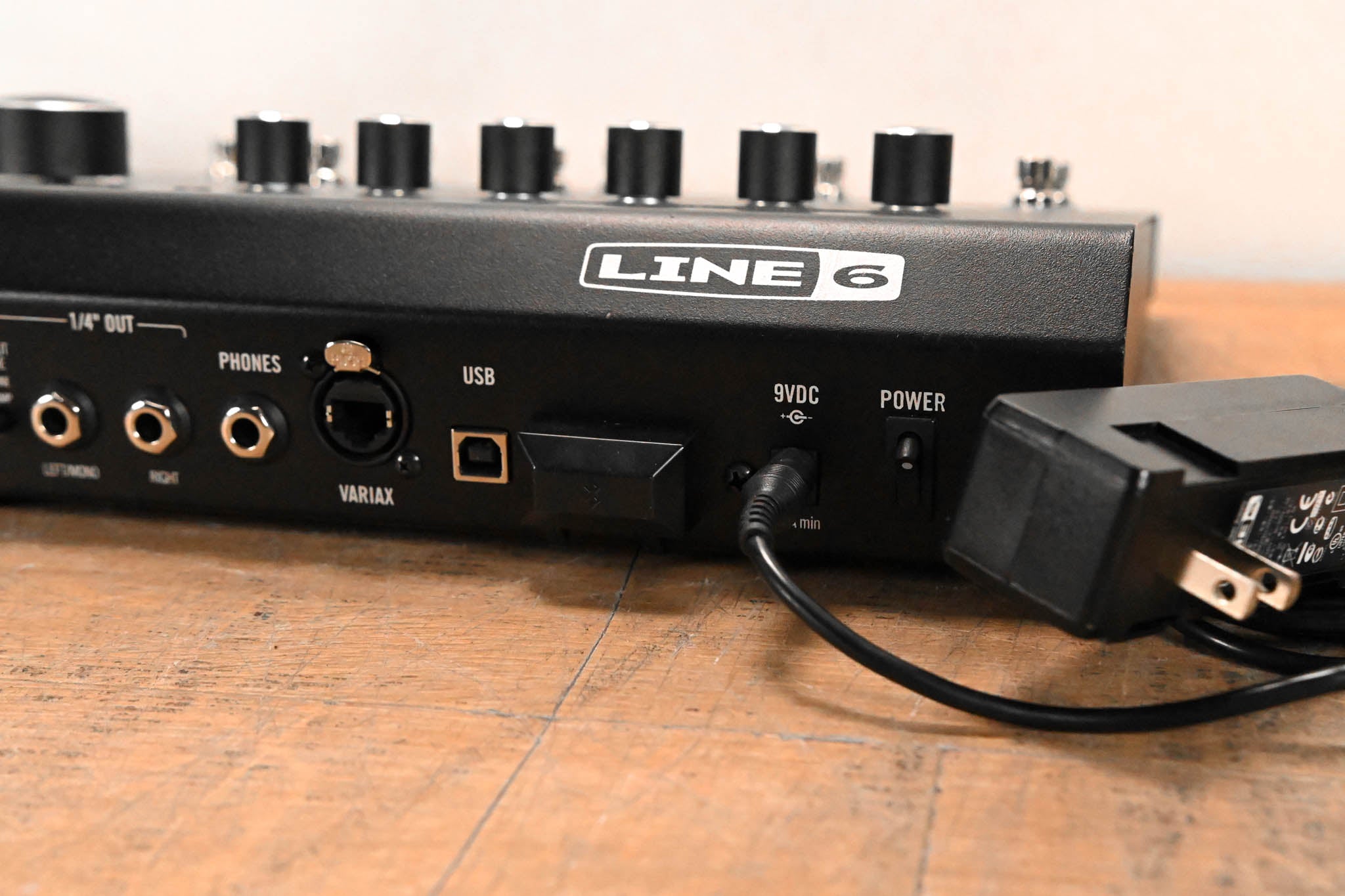 Line 6 Firehawk FX P29-1 Guitar Multi-Effects Floor Processor