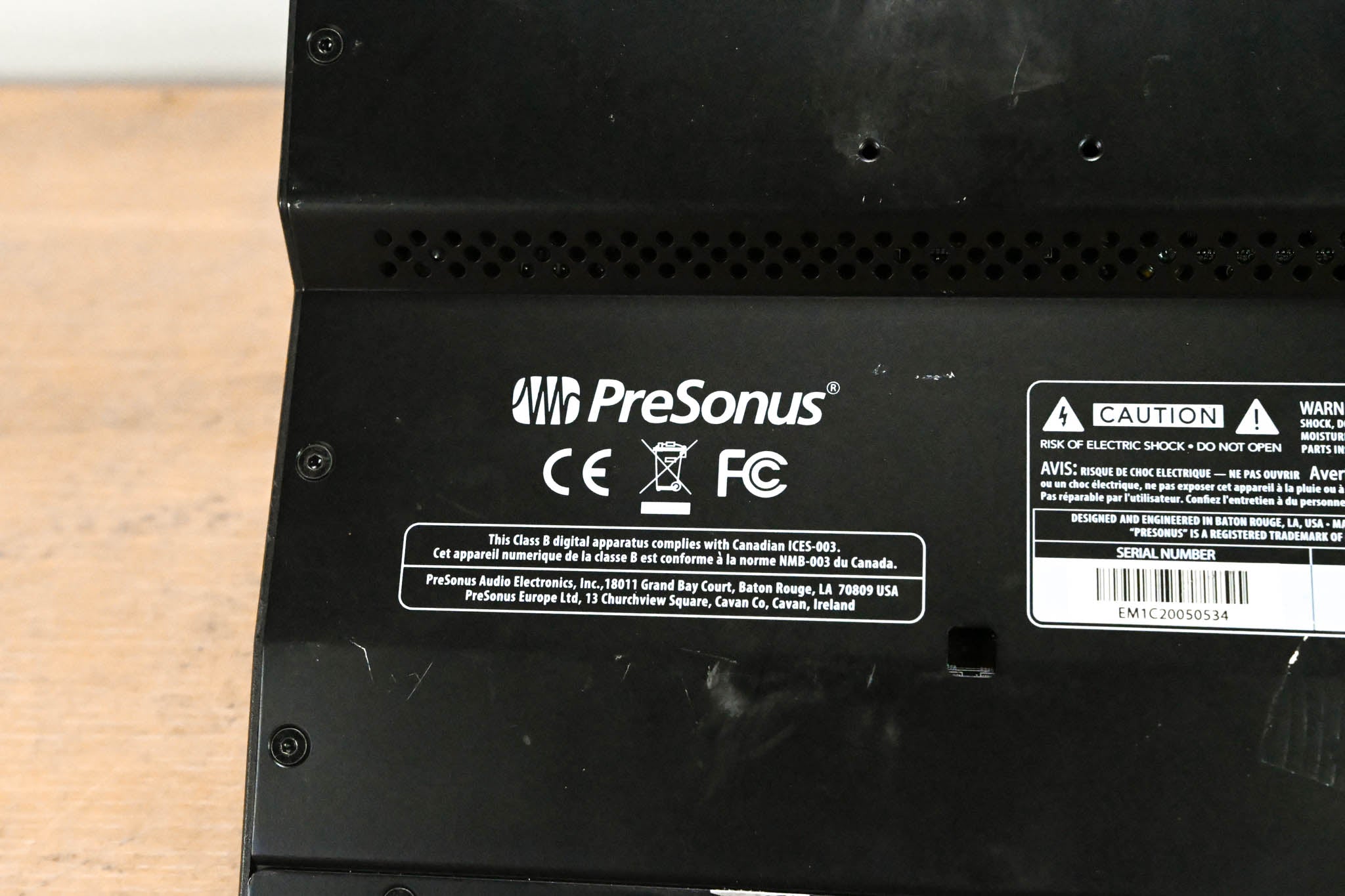 PreSonus EarMix 16M 16-Channel AVB Personal Monitor Mixer