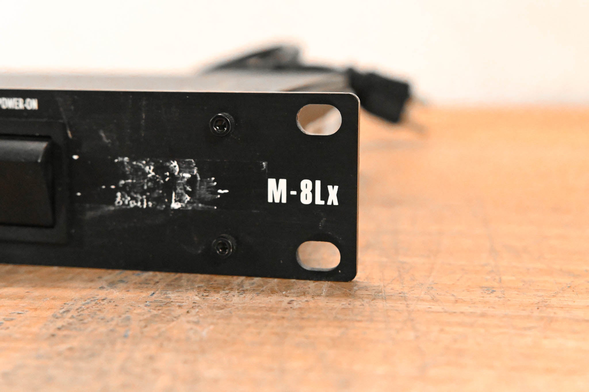 Furman M-8Lx 15A Merit Series Power Conditioner with Lights