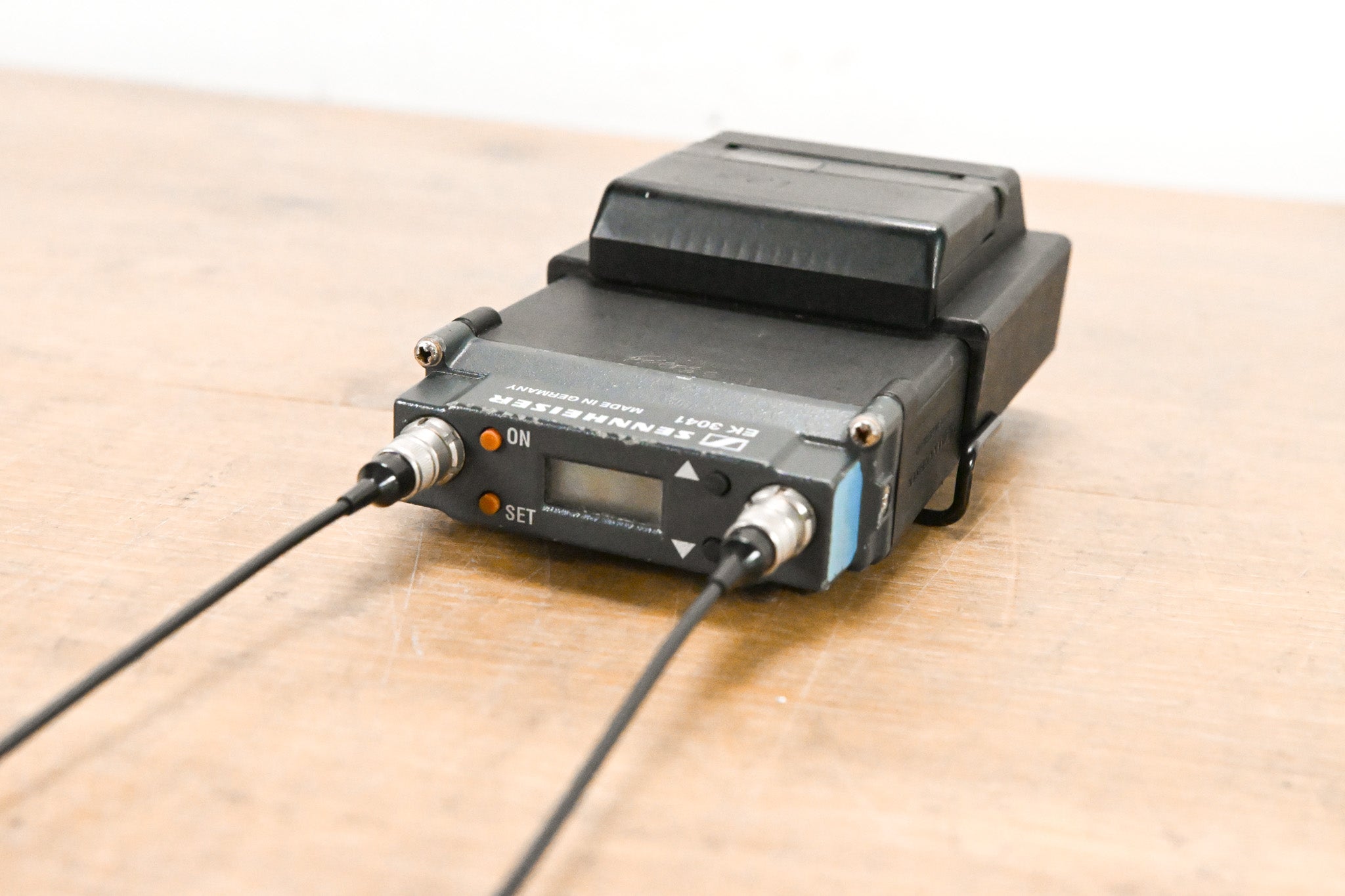 Sennheiser EK 3041-U True Diversity UHF Slot-In Wireless Receiver
