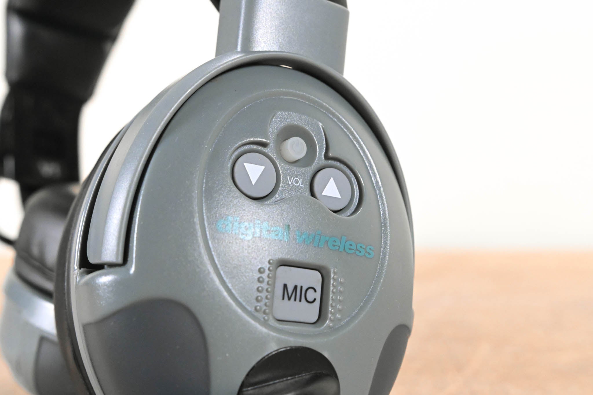 Eartec ComSTAR Dual-Ear Full Duplex Wireless Headset