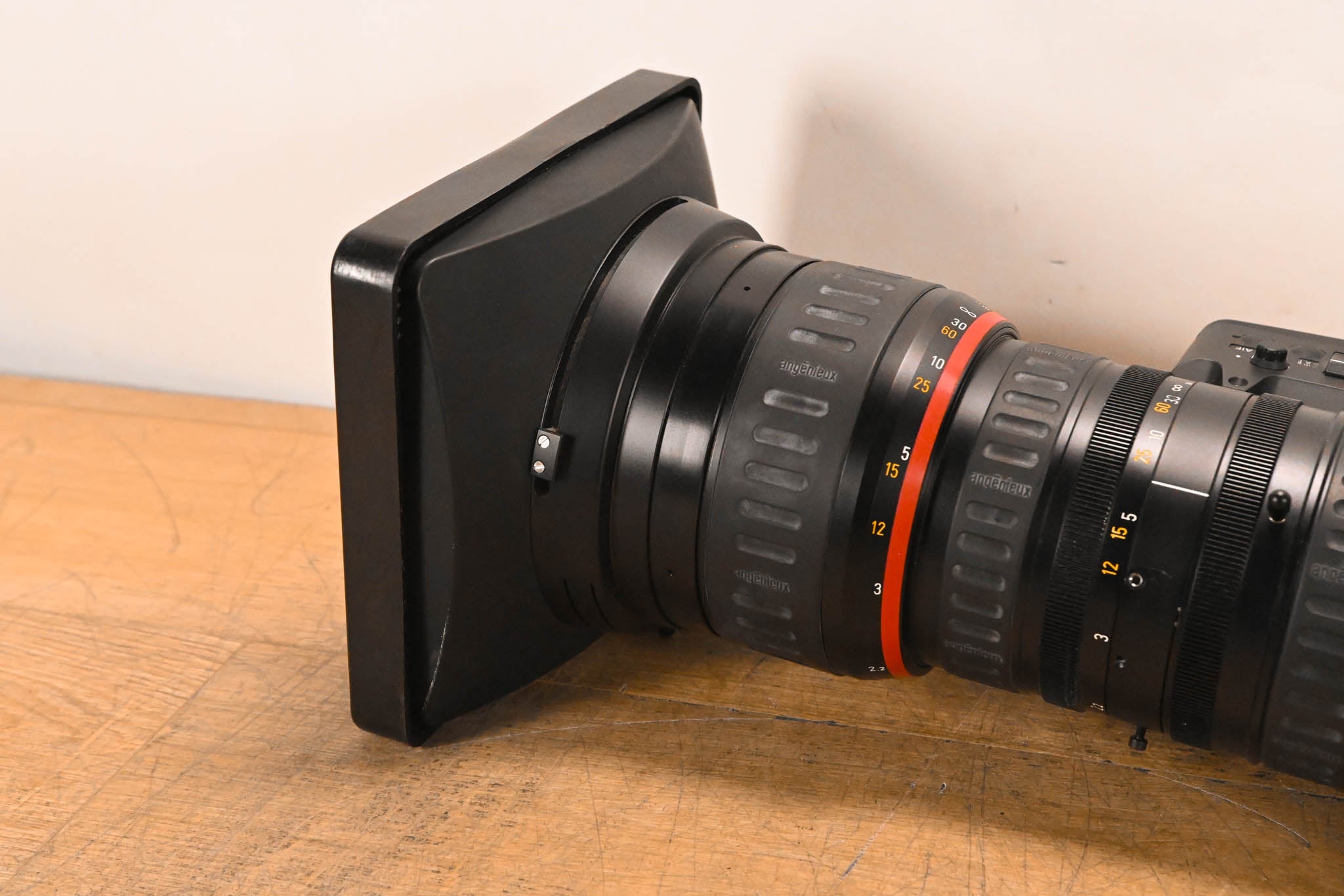 Angénieux AIF-HD T40x11BESSD HD 1:2/11-440mm Broadcast Box Lens