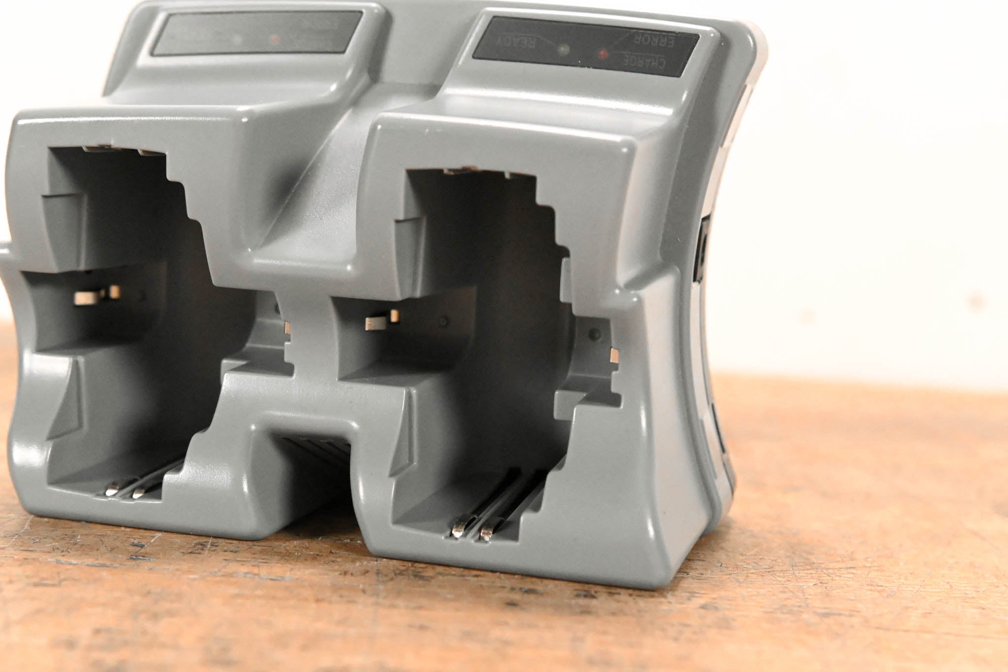 Sennheiser L 2015 Charging Station (NO POWER SUPPLY)