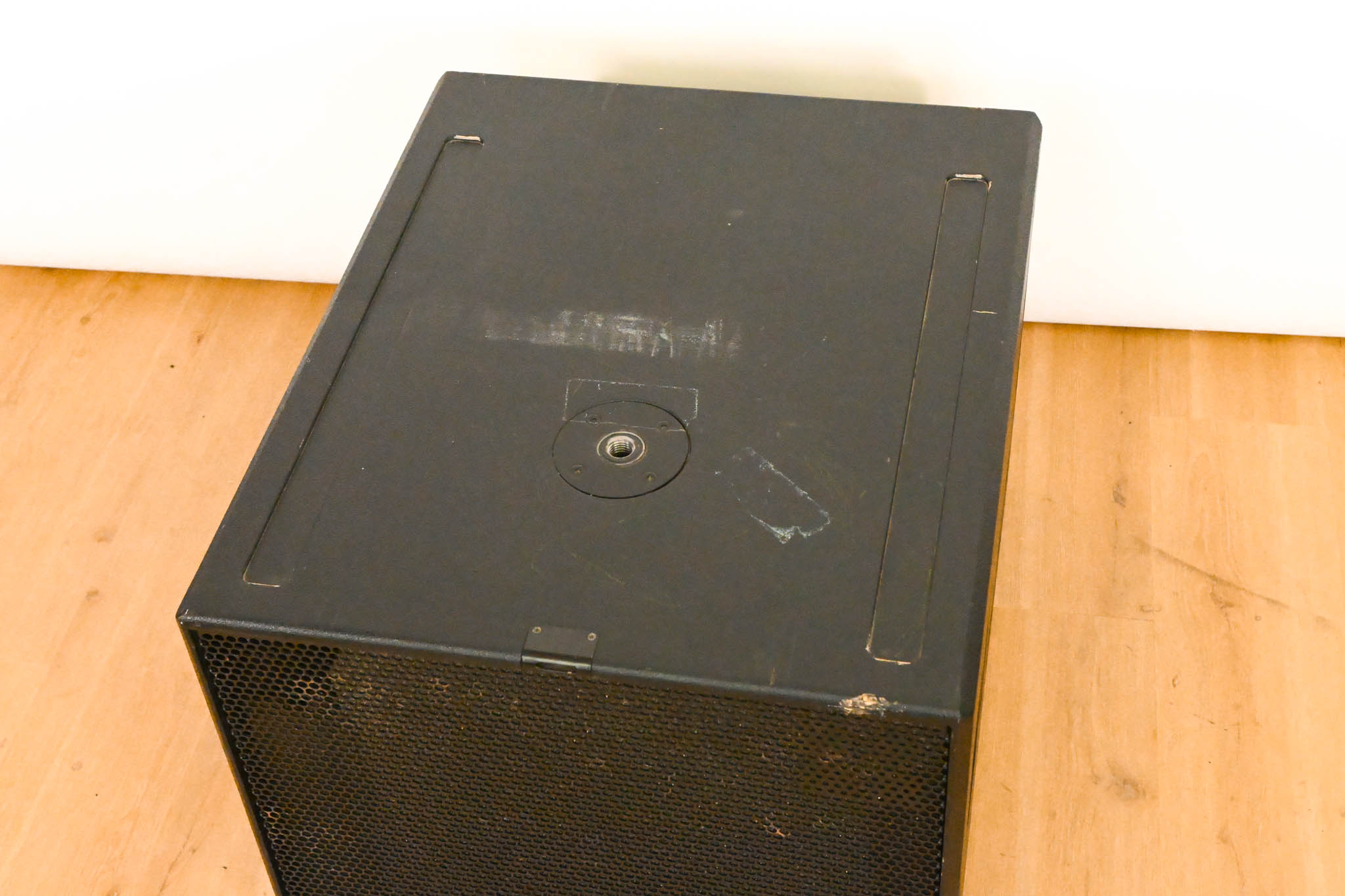 d&b audiotechnik B4-SUB Cardioid Subwoofer