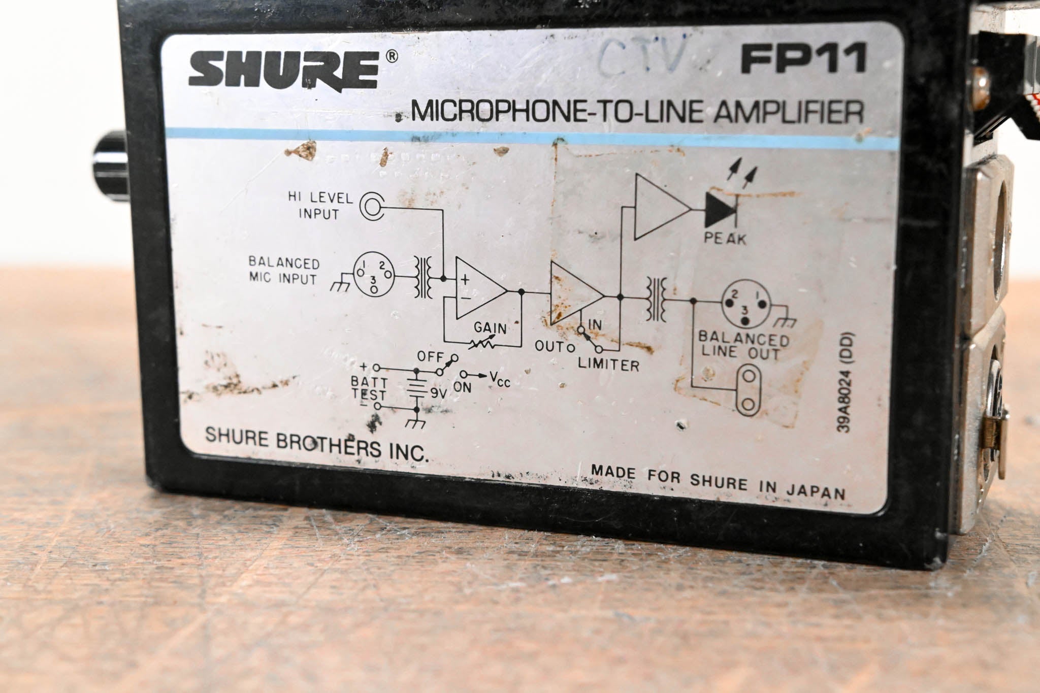 Shure FP11 Microphone-to-Line Amplifier