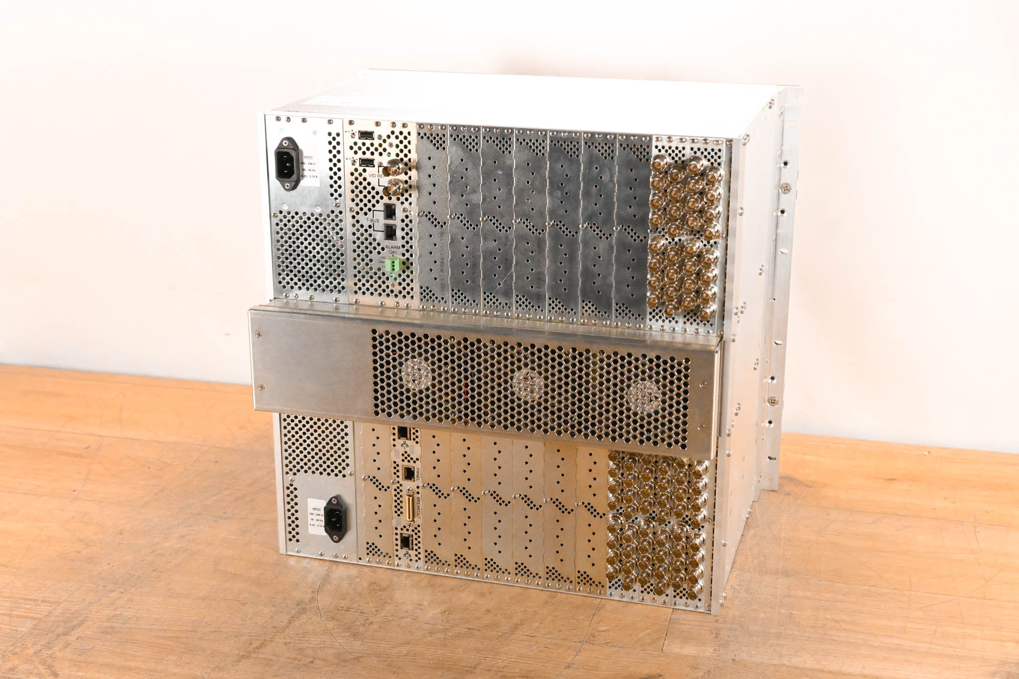 Ross Carbonite eXtreme (NK-3G144-X) Switcher w/ Carbonite 2 Panel