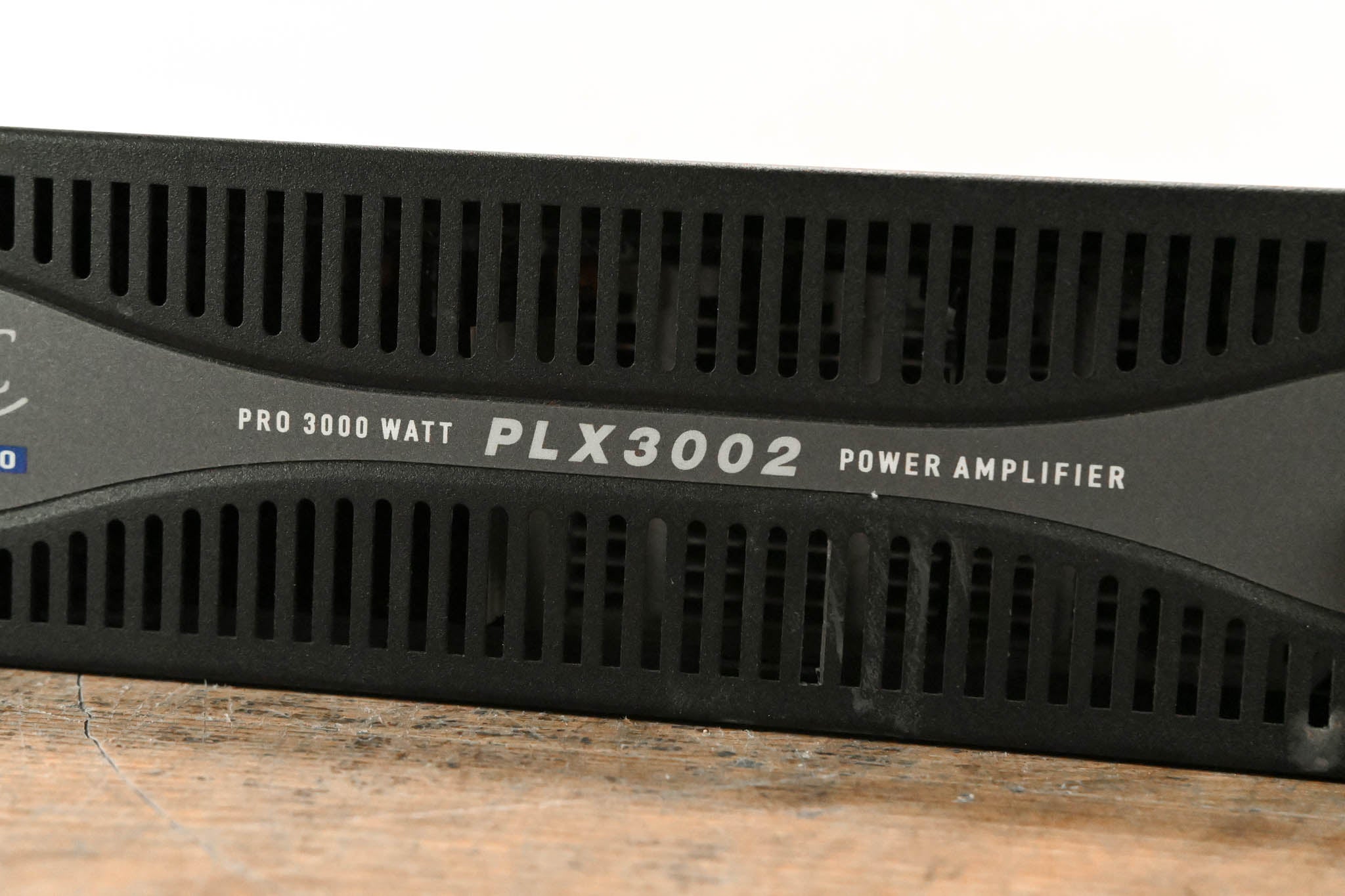QSC PLX3002 2-Channel Power Amplifier