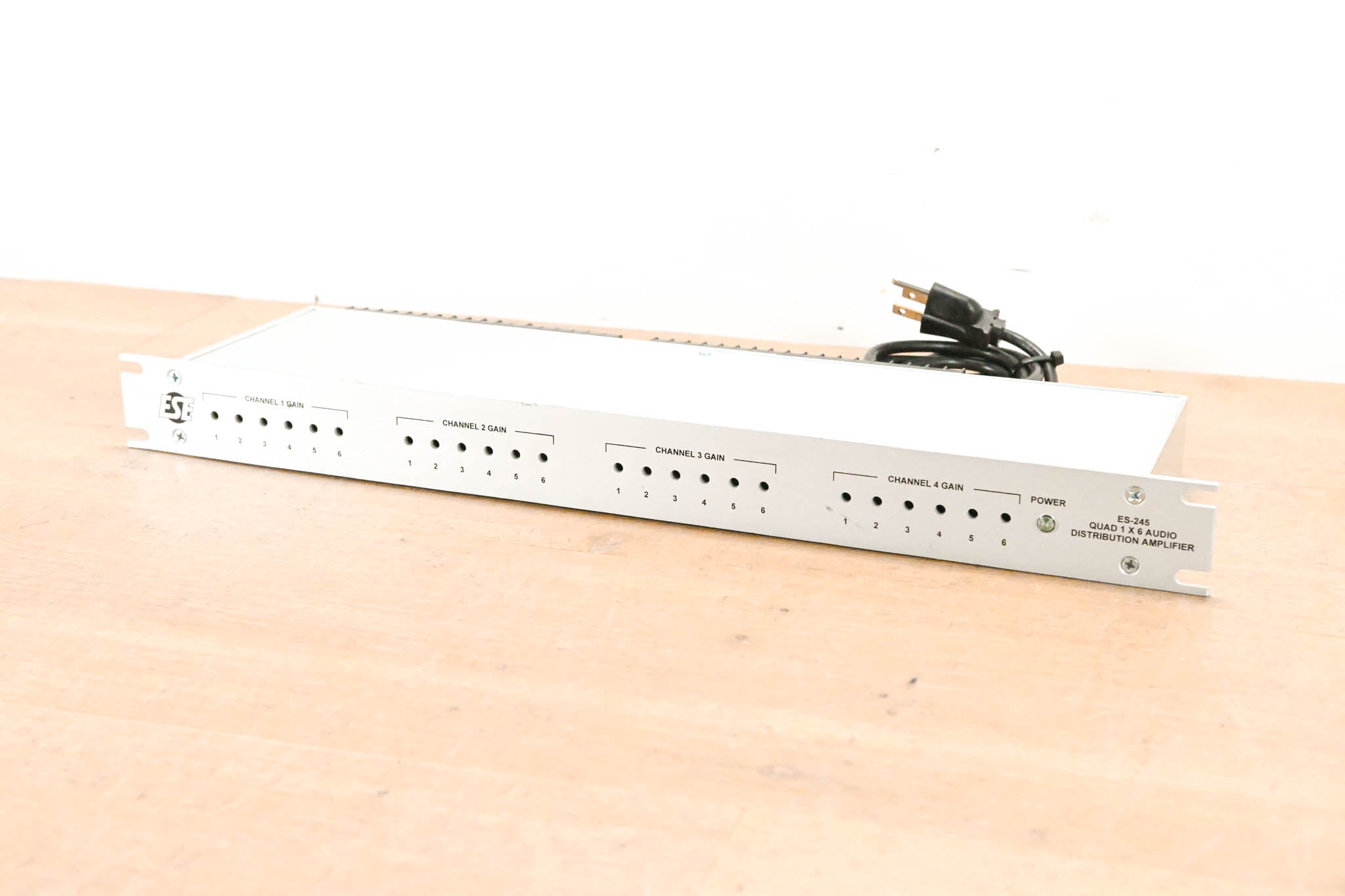 ESE ES-245 Quad 1x6 Audio Distribution Amplifier