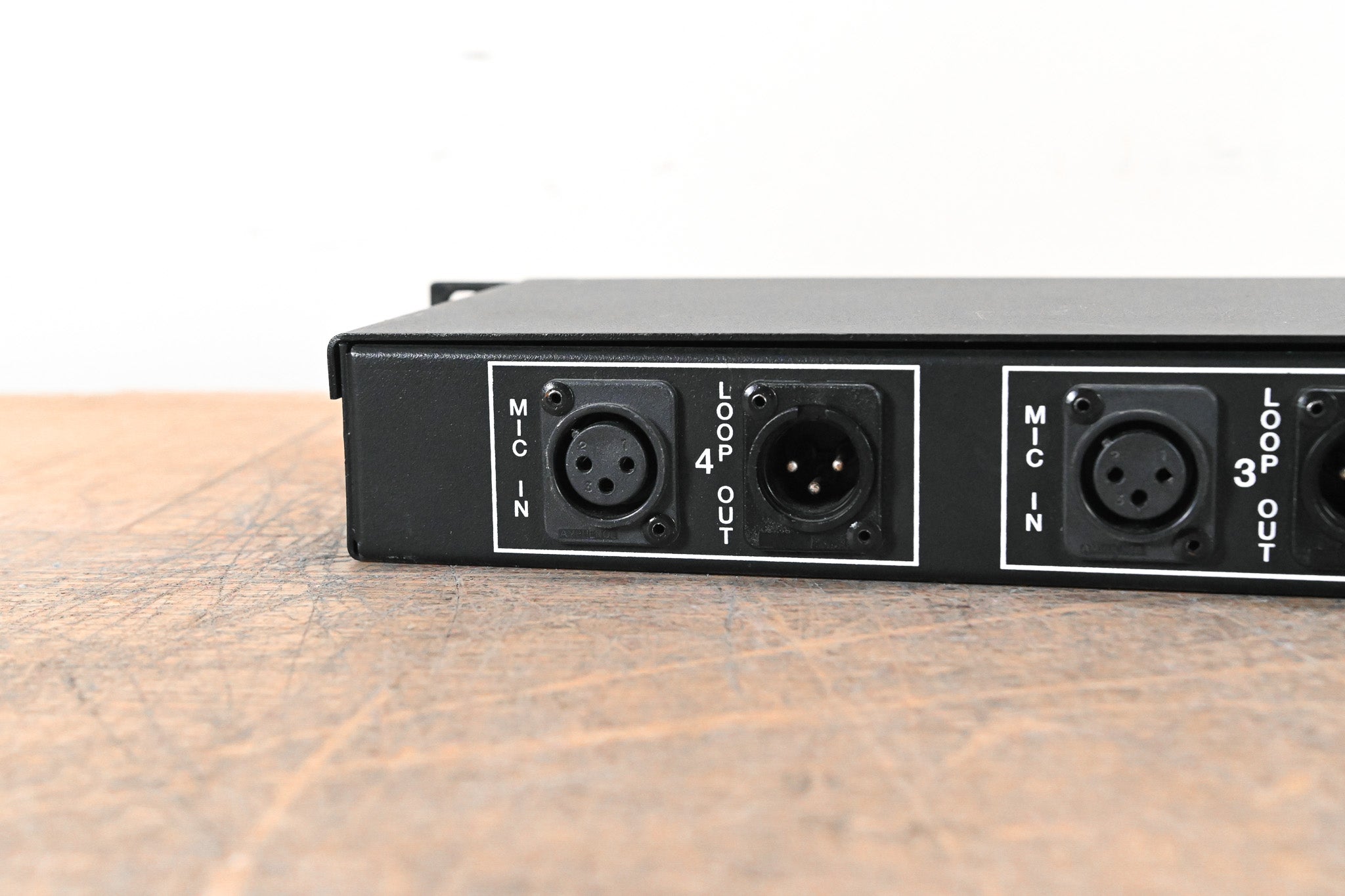 Horizon MS-4 4-Channel Rackmount Mic Splitter