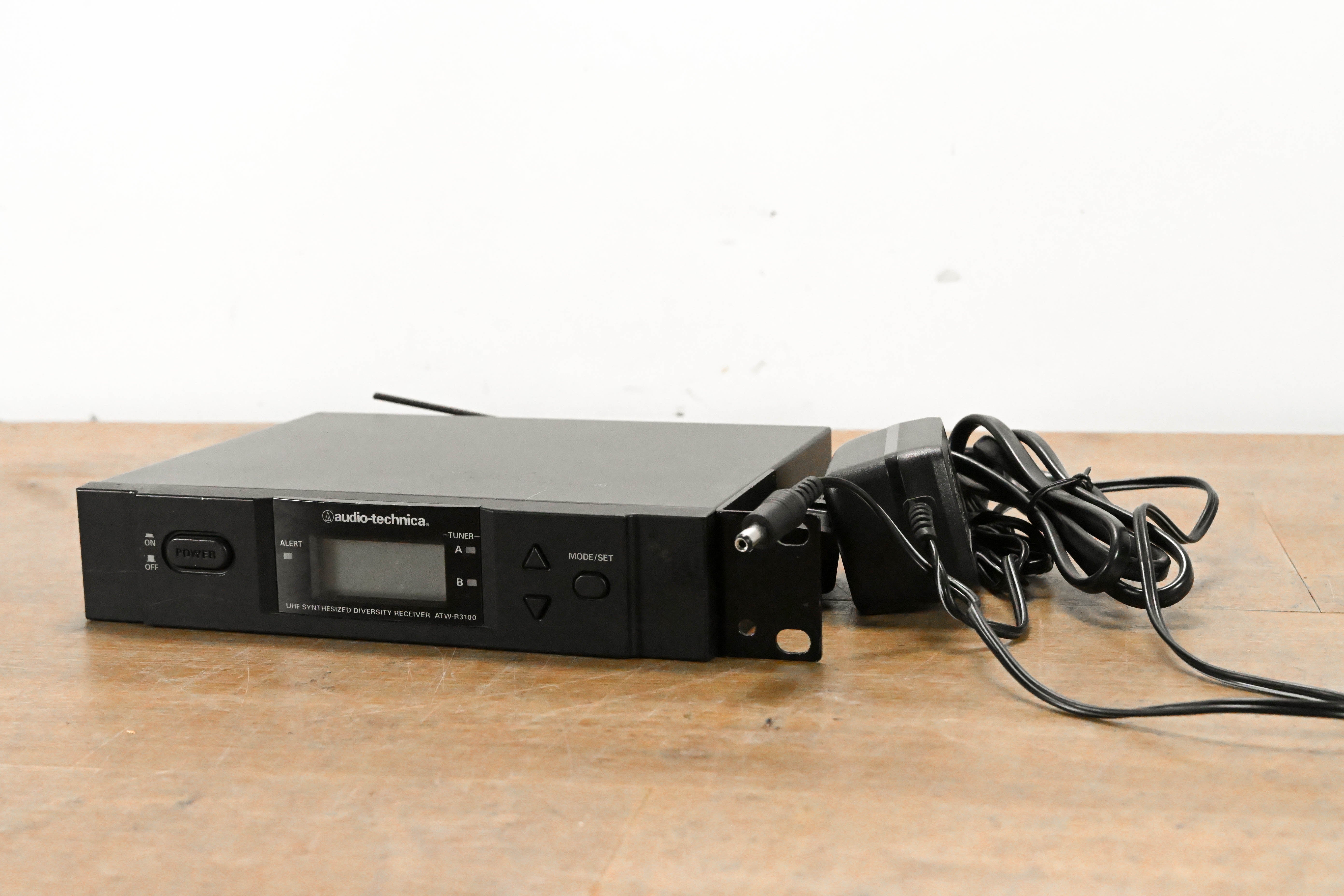 Audio-Technica ATW-R3100C UHF Wireless Receiver 541-566 MHz