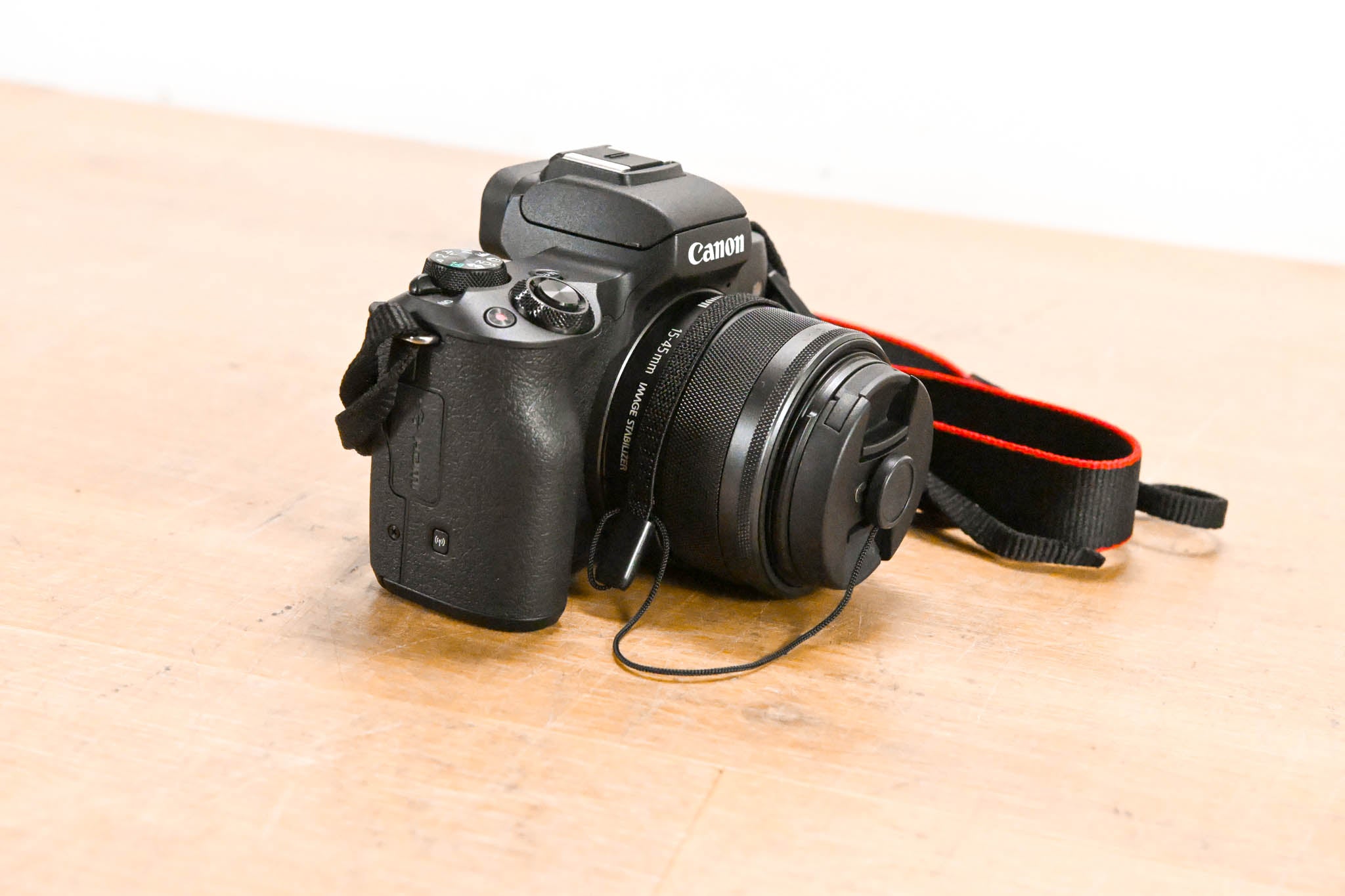 Canon EOS M50 Mirrorless Camera with EF-M 15-45mm f/3.5-6.3 IS STM Lens
