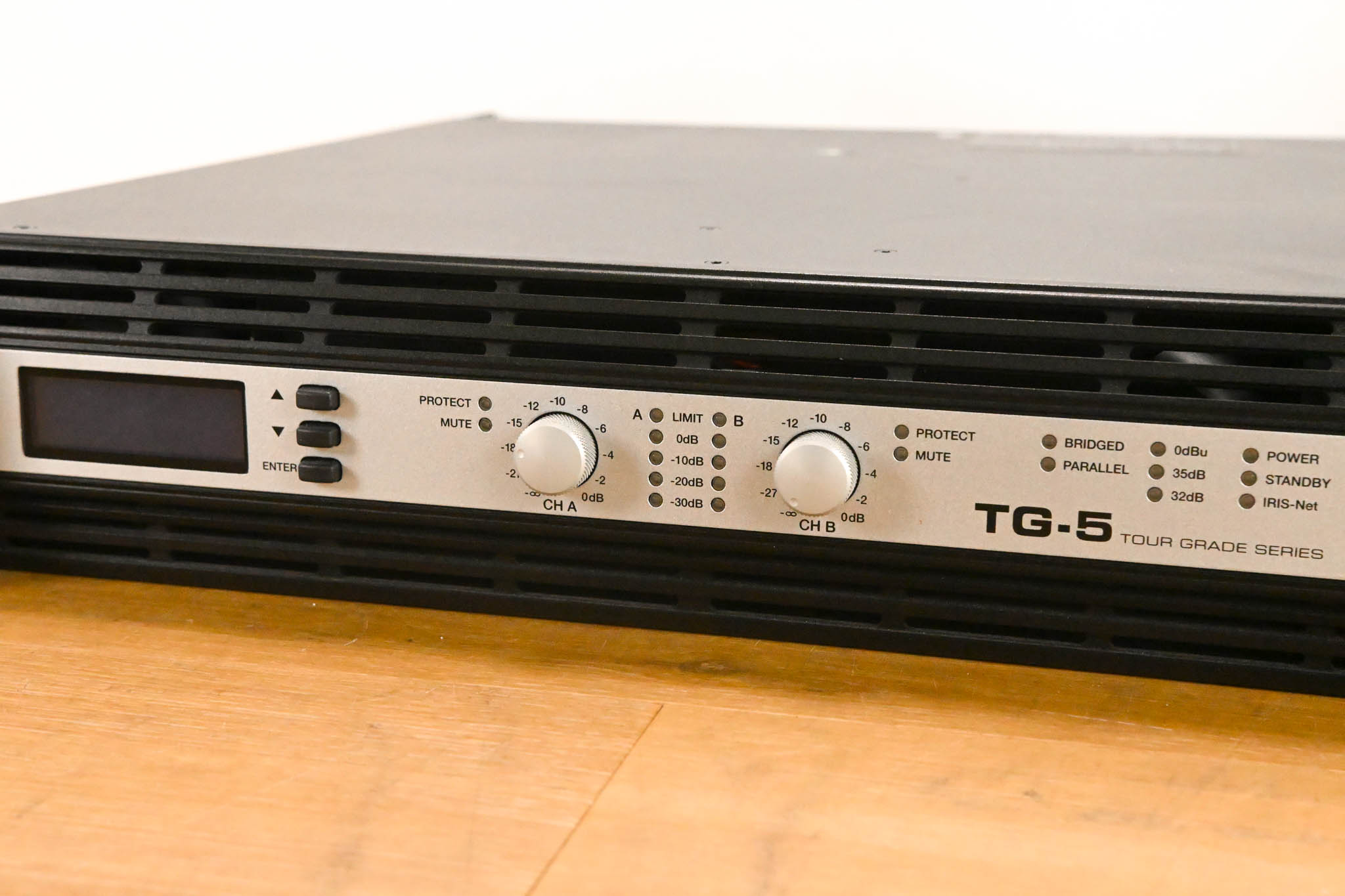Electro-Voice (EV) TG-5 120V 2-Channel Tour Grade Power Amplifier
