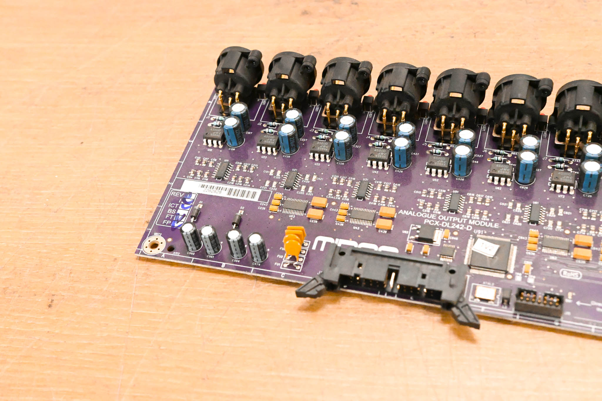 Midas DL242 Analogue Output Module 8-Channel XLR Card (PCX-DL242-D)