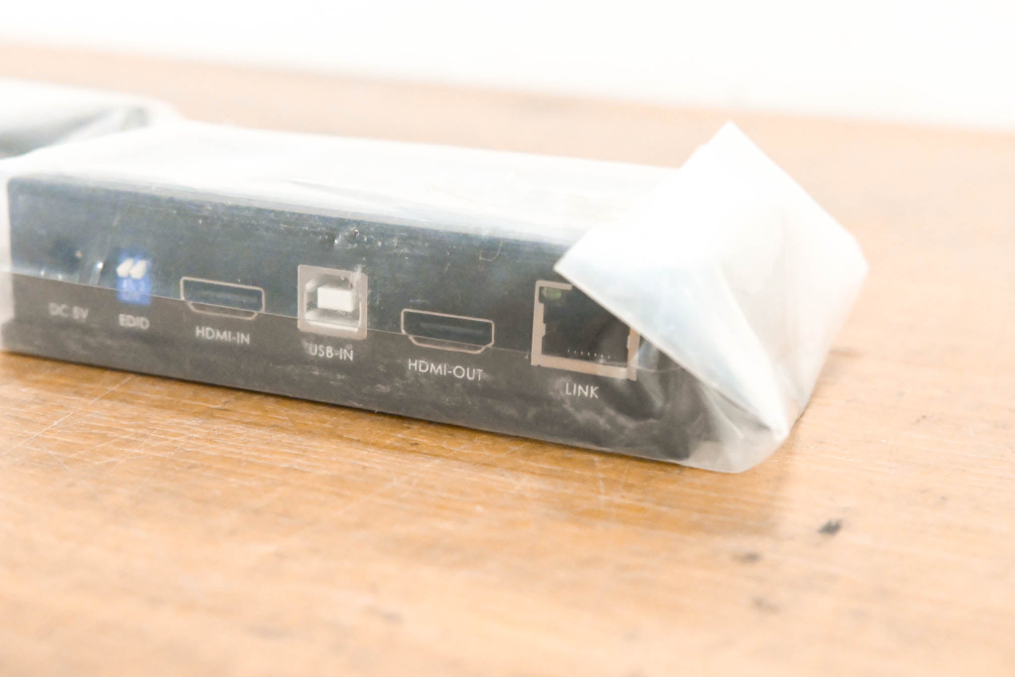 Apantac MT HOOD KVM-SET-10 HDMI KVM Extender Pair