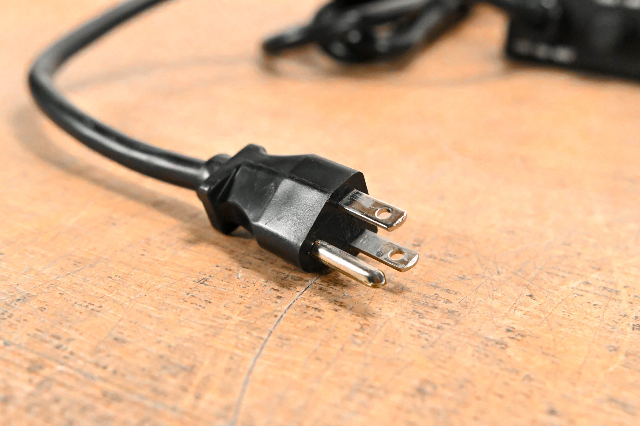 Middle Atlantic USC-6R Power Sequencer Rackmount Power Conditioner