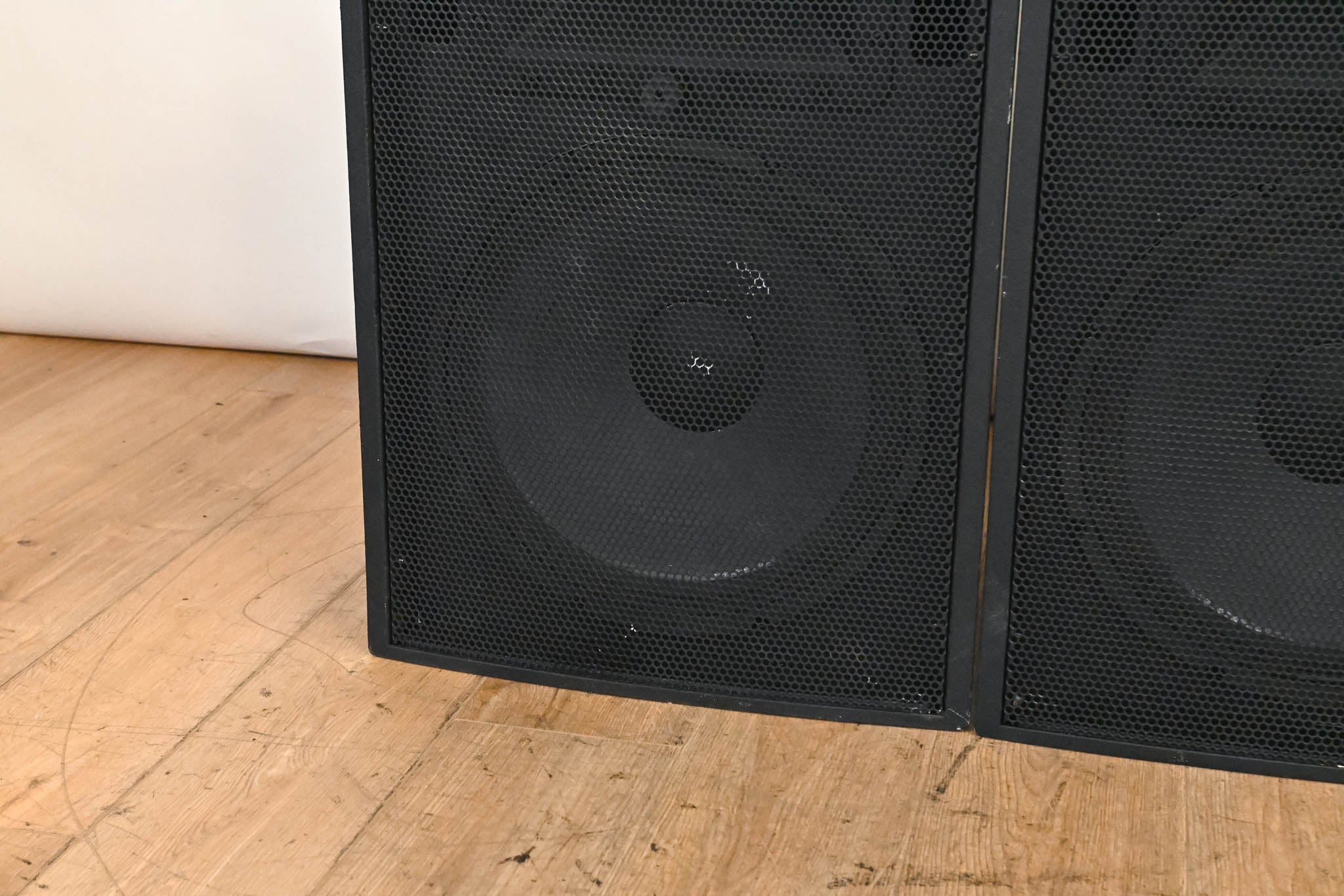 Electro-Voice (EV) EVF-1152S/66 15" 2-Way Passive Speakers (PAIR)