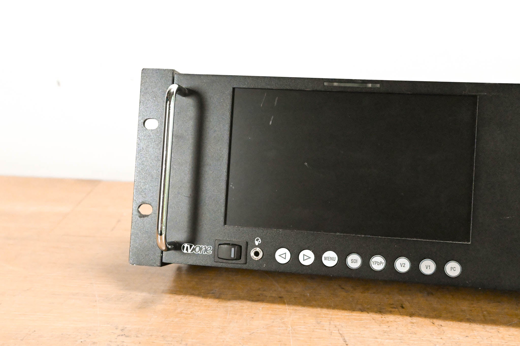 TV One LM-702HDA Dual 7" Rackmount HDTV LCD Monitor (NO POWER SUPPLY)