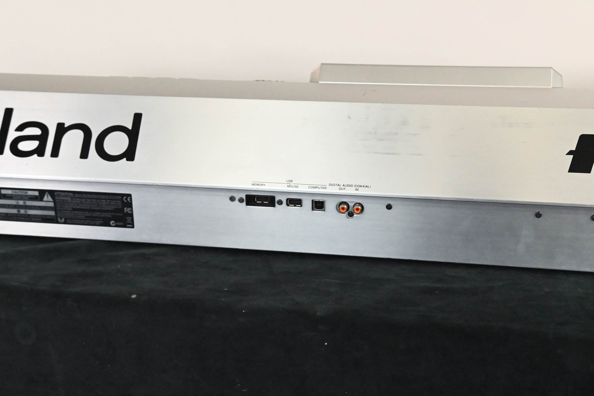 Roland Fantom G8 88-Key Keyboard Workstation