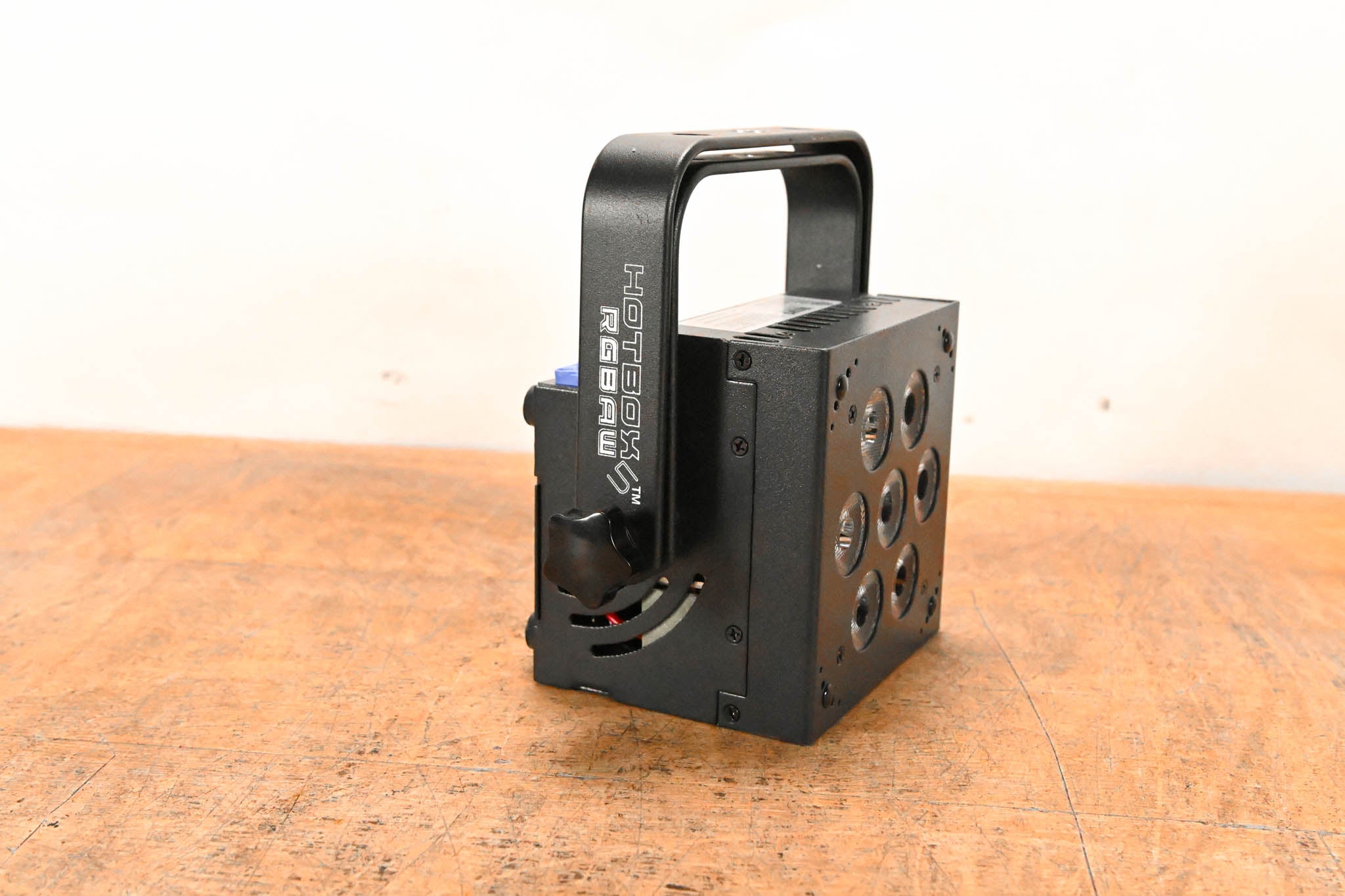 Blizzard Lighting HotBox5 RGBAW LED Light