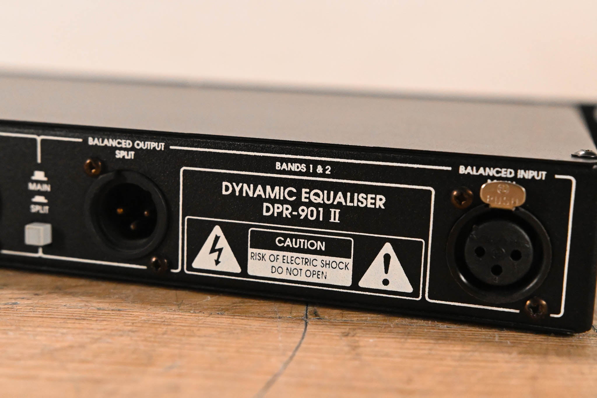 BSS DPR-901II Dynamic Equalizer