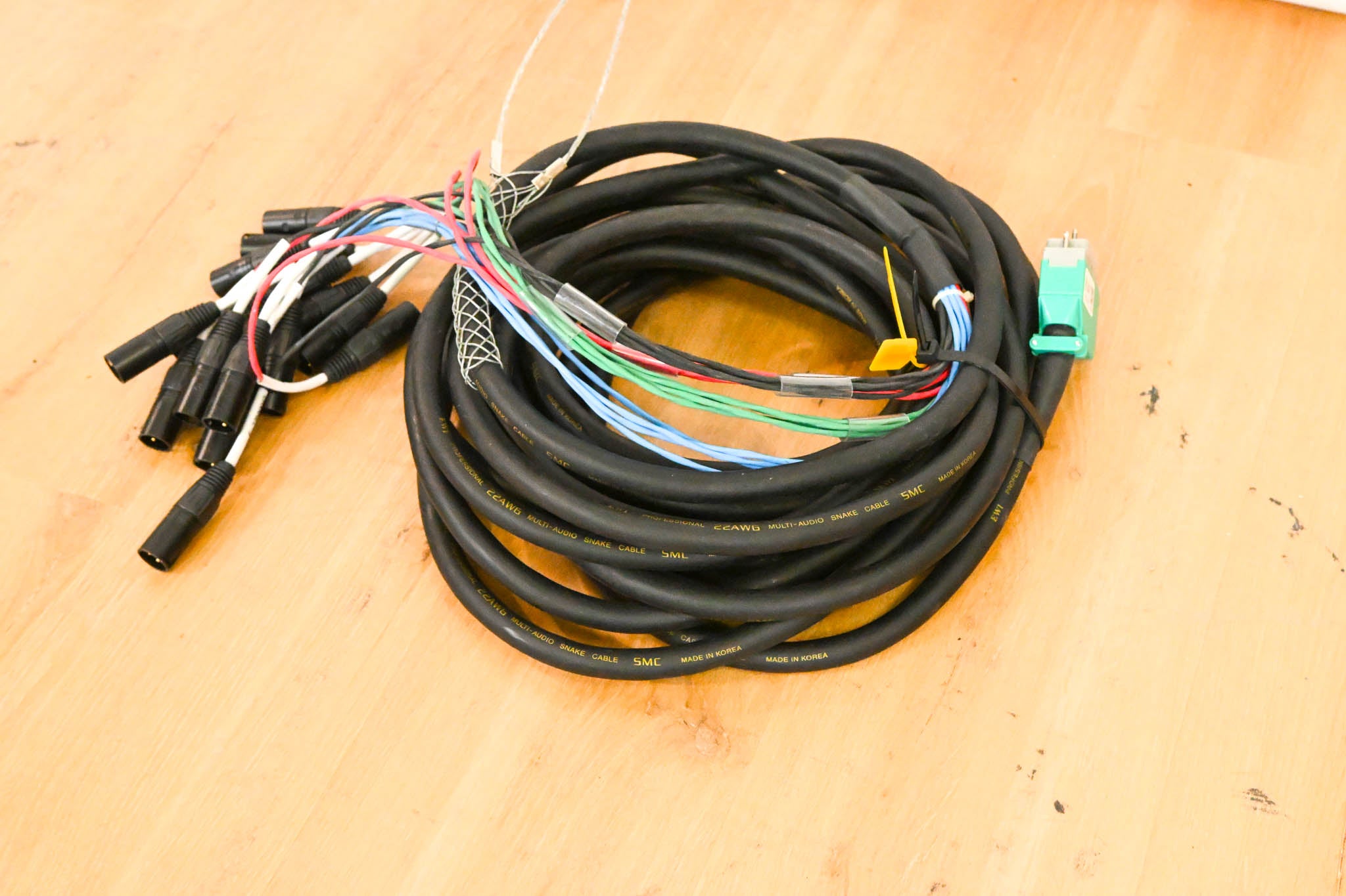 EWI 16-Channel EDAC to 16 XLRM Audio Snake Cable - 50'