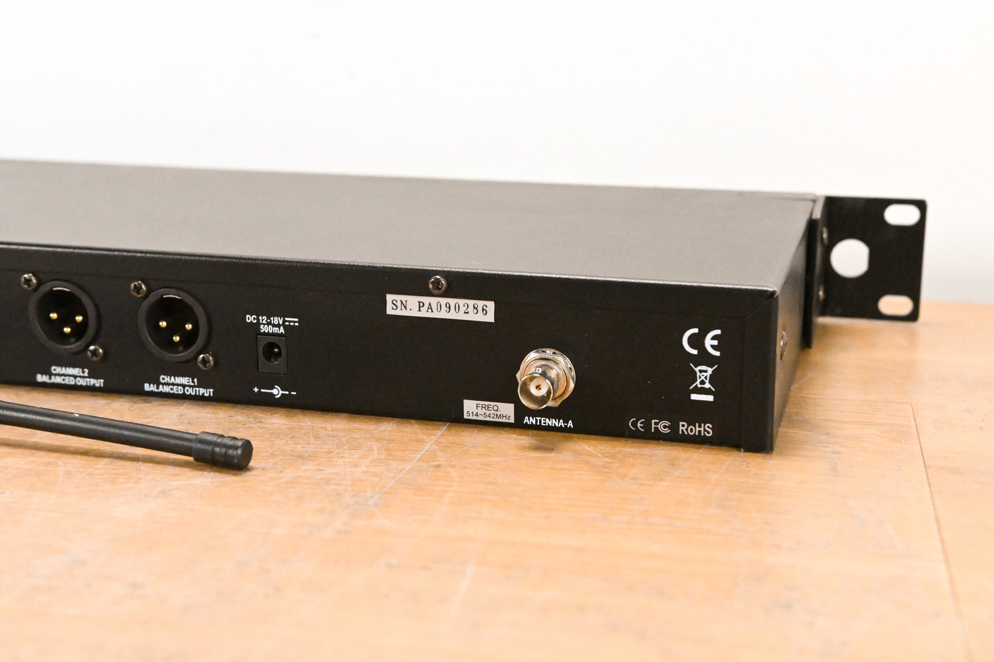Airwave Technologies AT-4200 Wireless Receiver: 514-542 MHz (NO PSU)